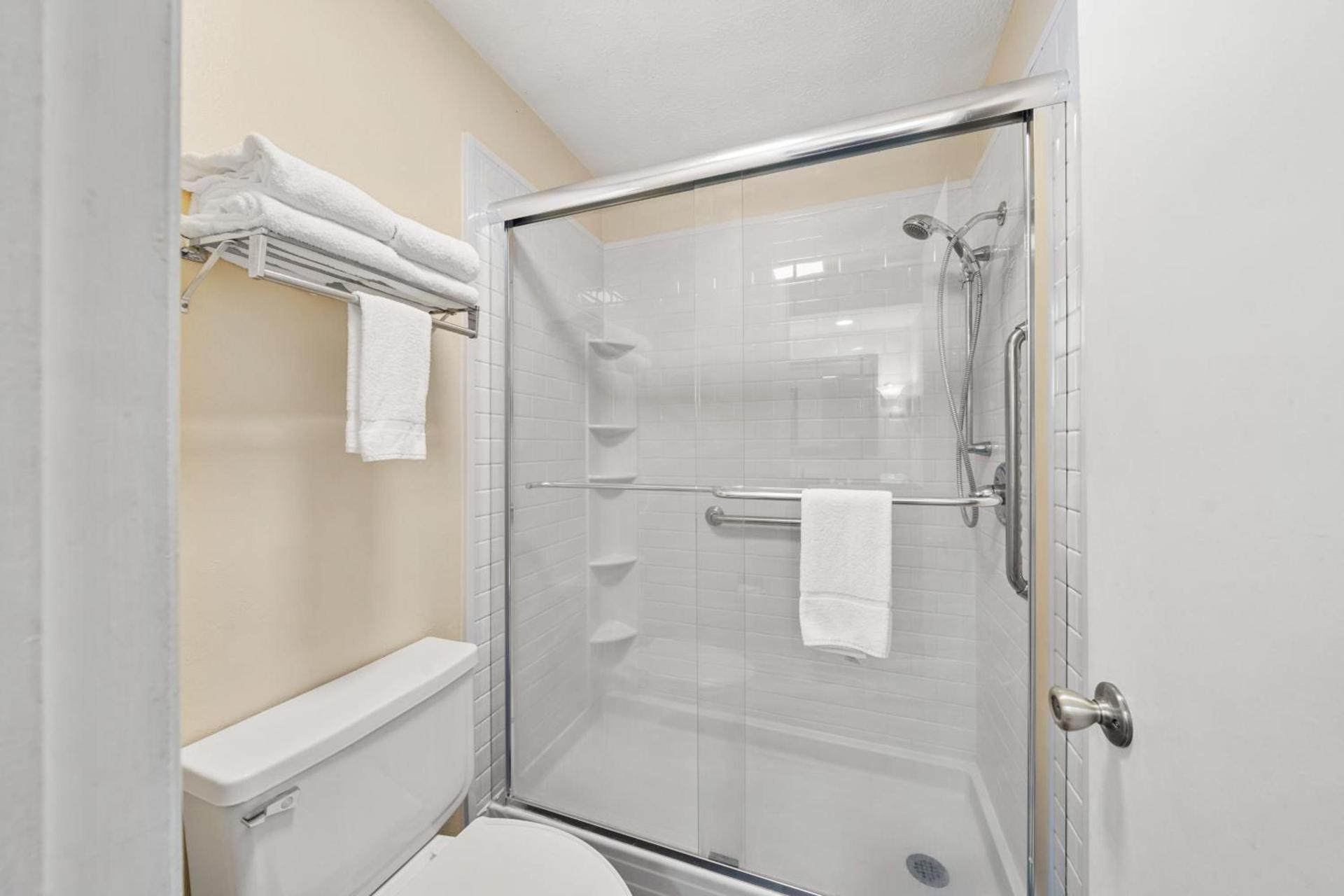 Jonathan Creek Inn and Villas photo 29