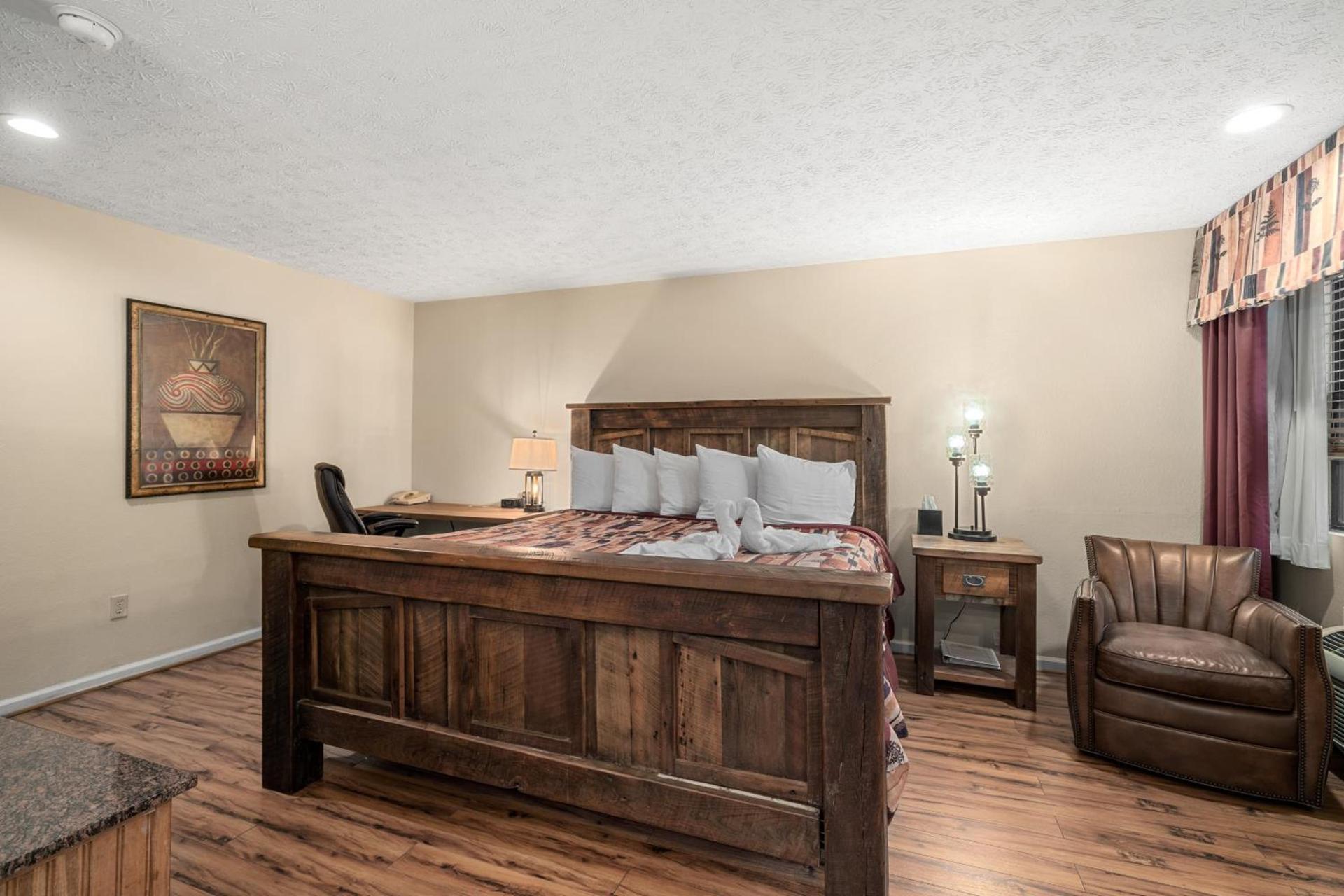 Jonathan Creek Inn and Villas photo 33