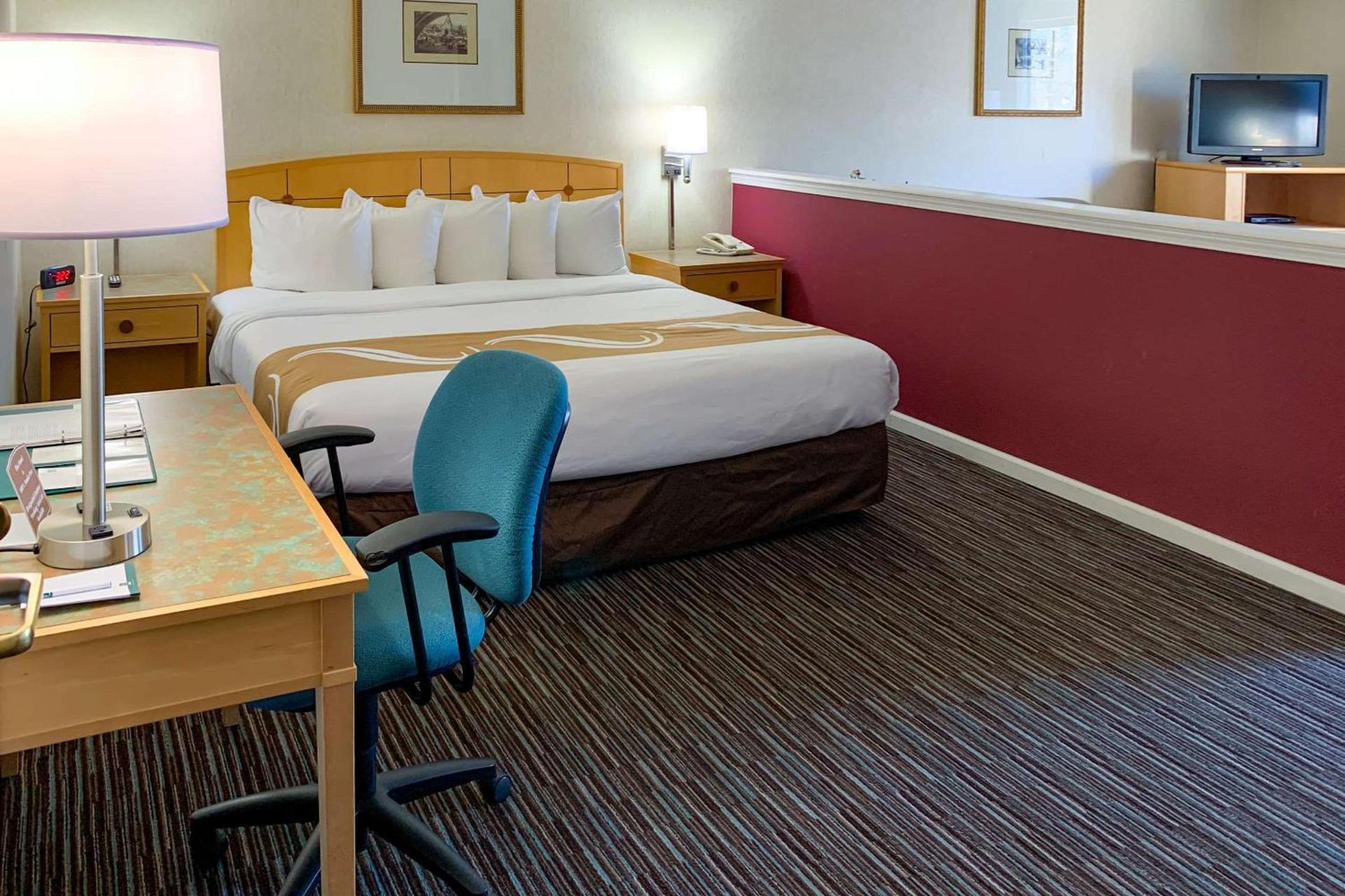 Quality Inn near Toms River Corporate Park photo 18