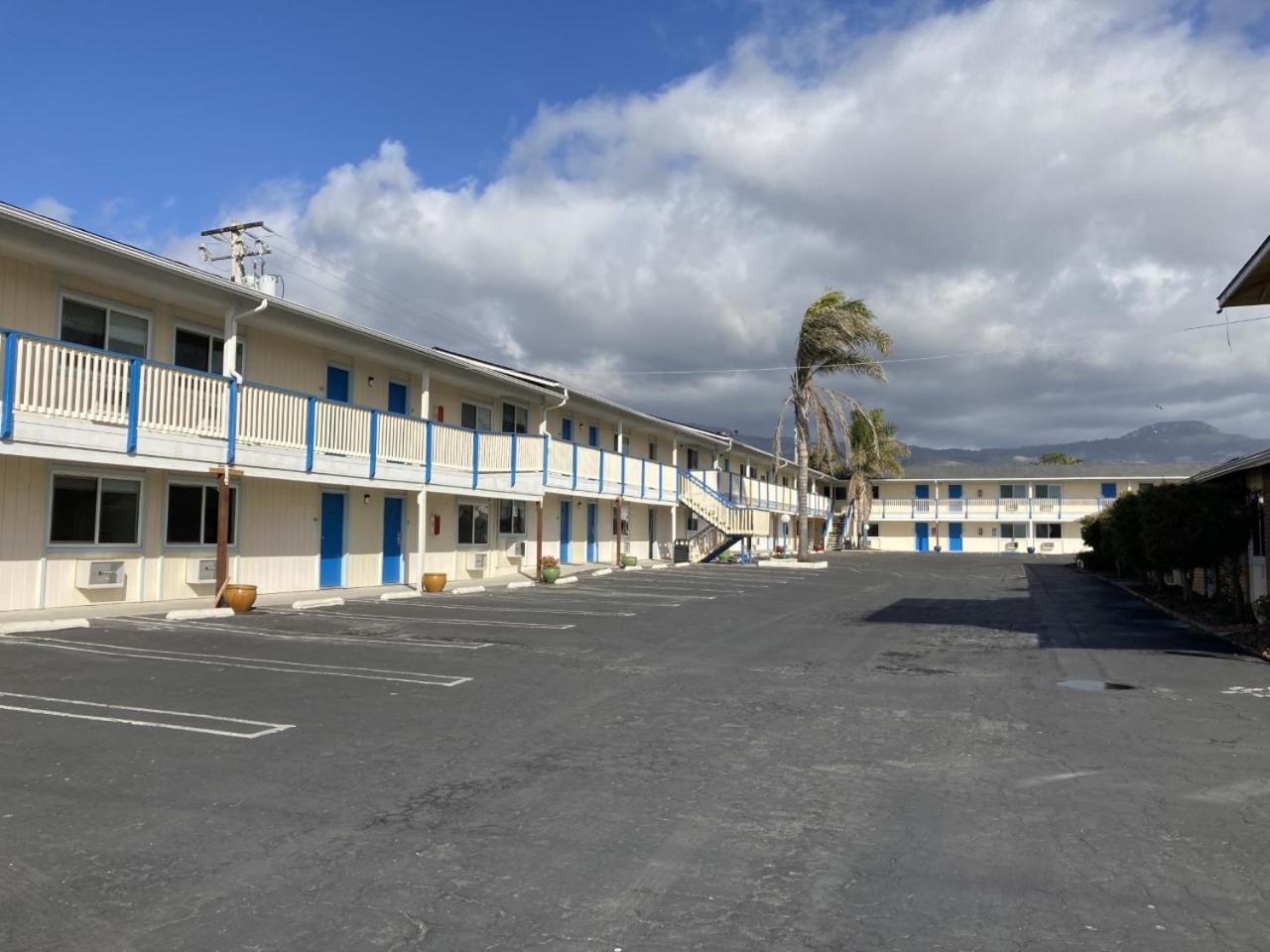 Coast Riders Inn photo 22