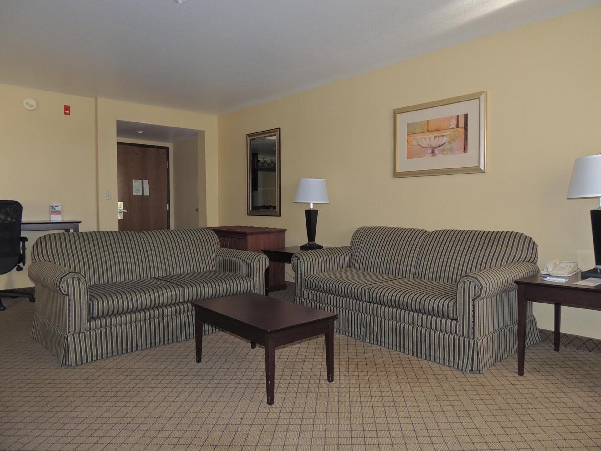 Holiday Inn Express Fallon by IHG photo 24