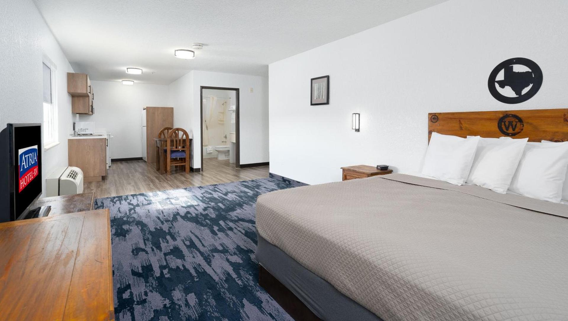 Atria Hotel and RV McGregor photo 22