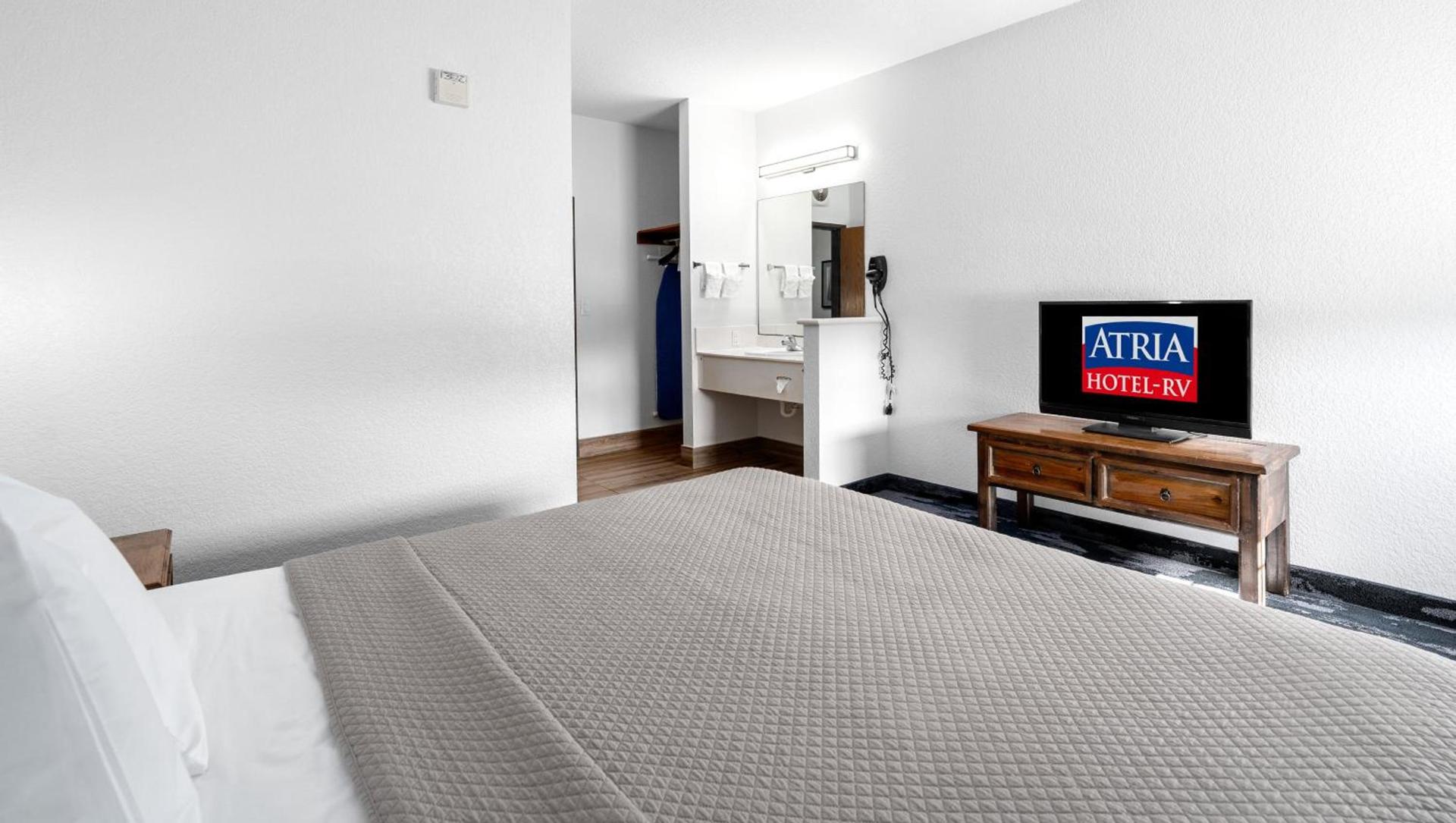 Atria Hotel and RV McGregor photo 36