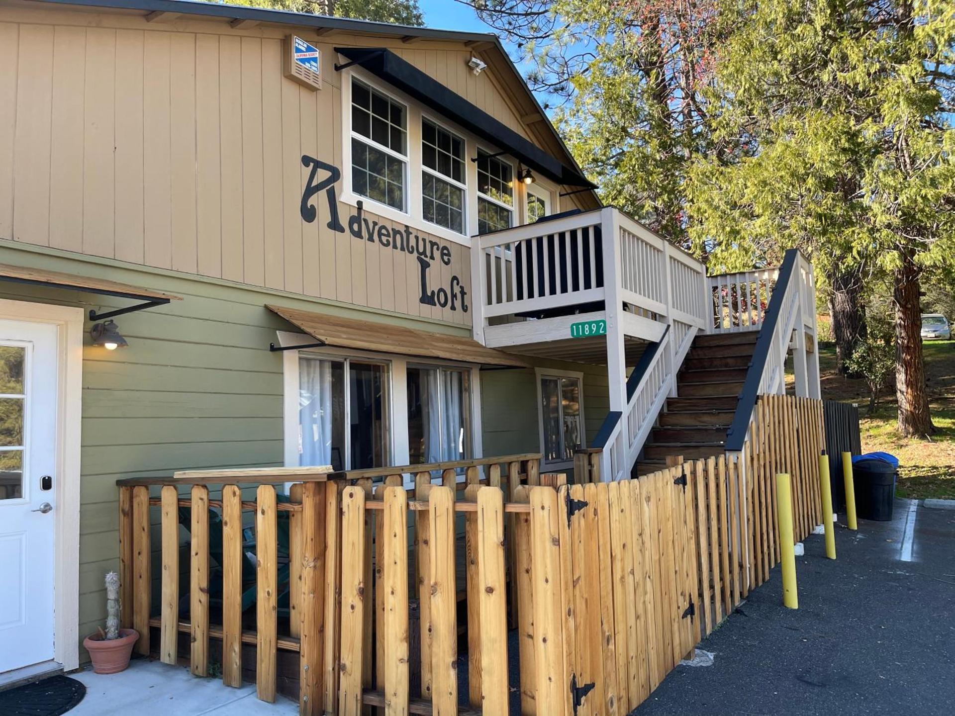 Yosemite Basecamp — hotel in Groveland