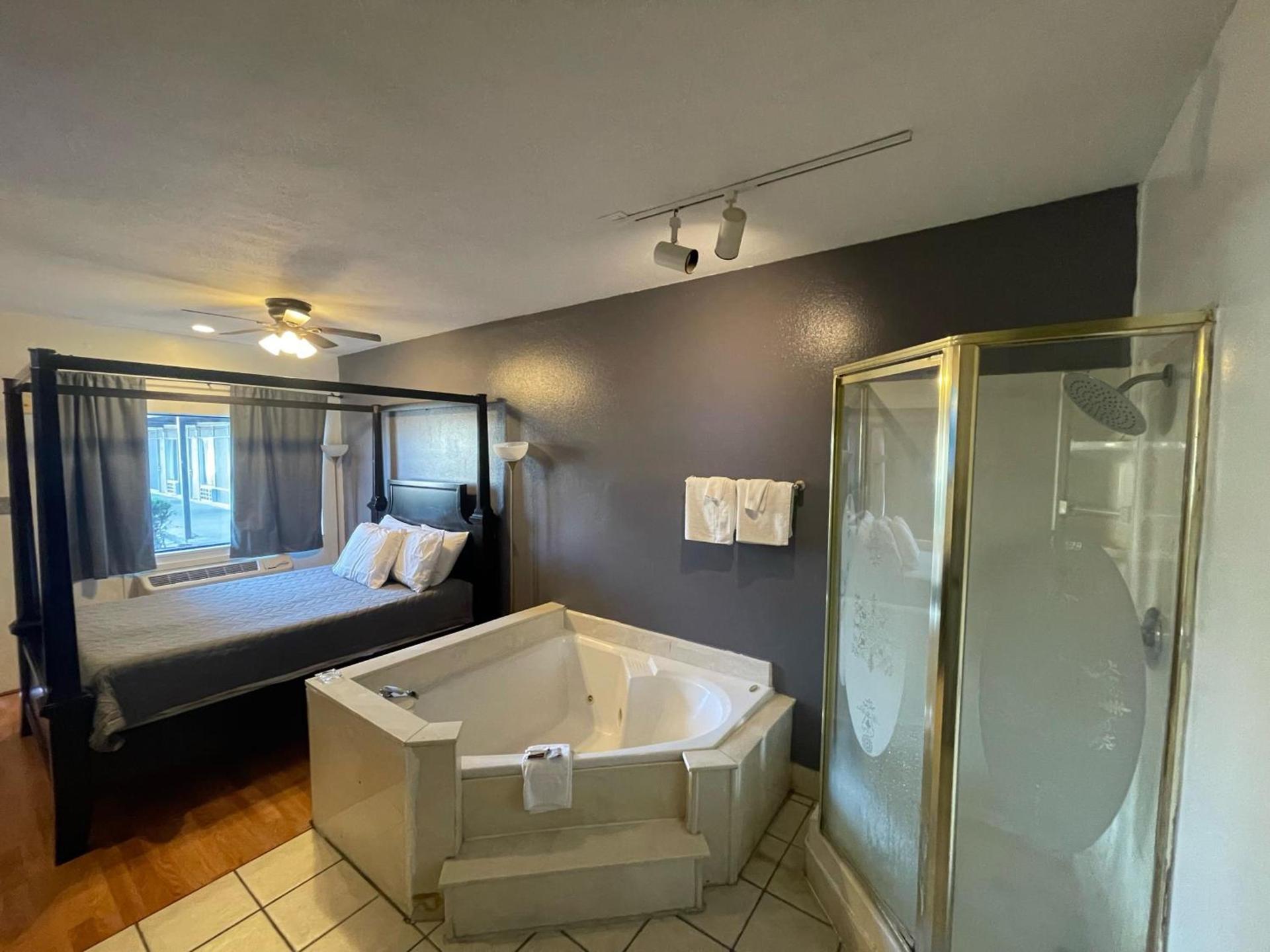 Best Budget Inn photo 4