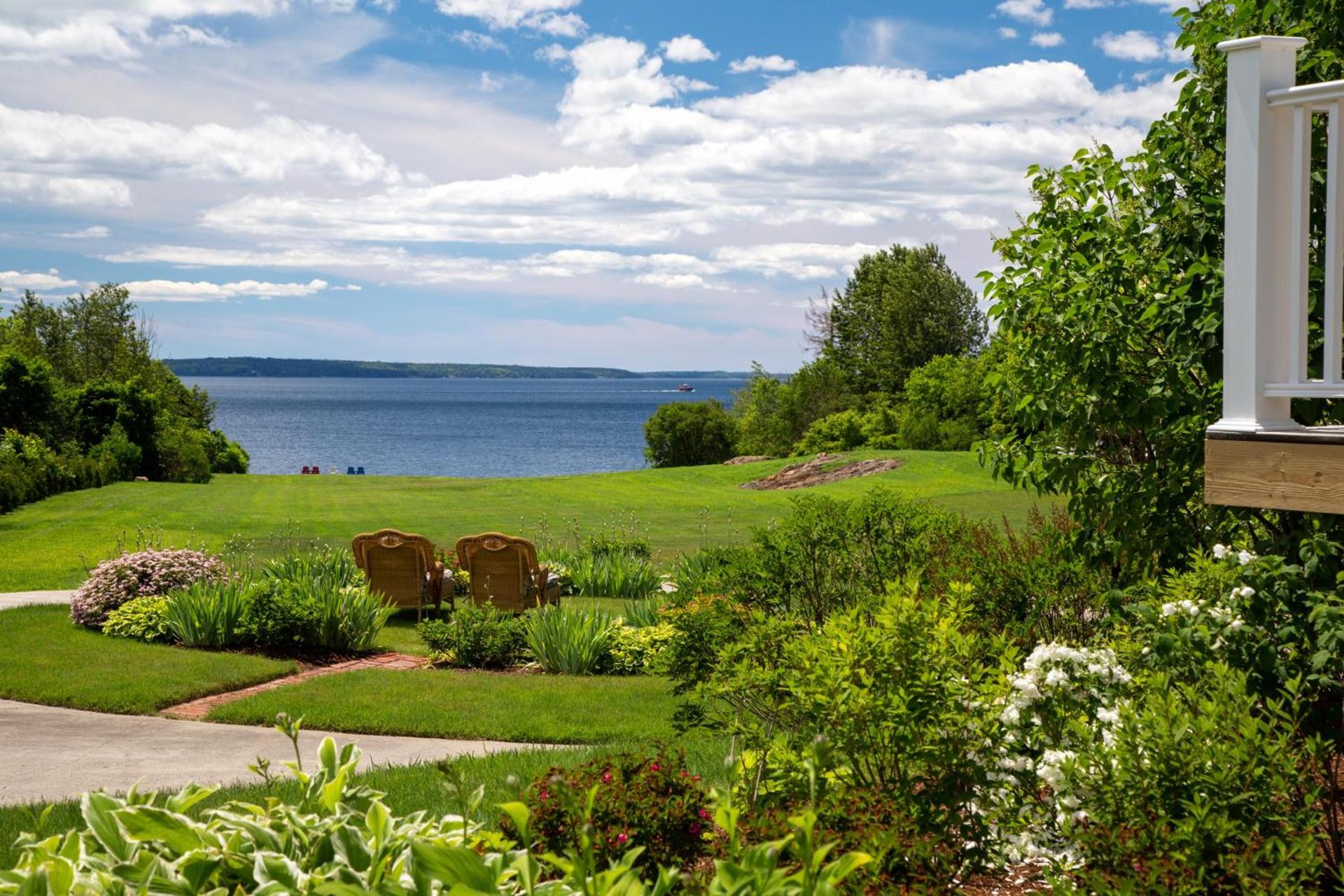 Captain Nickels Inn photo 54