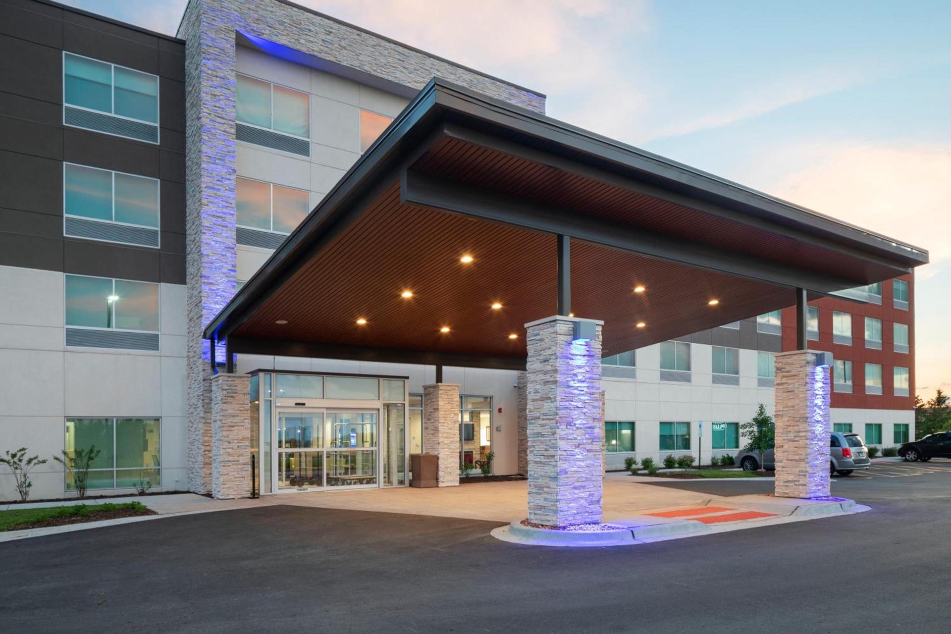Holiday Inn Express & Suites - Bourbonnais East - Bradley by IHG — hotel in Bourbonnais