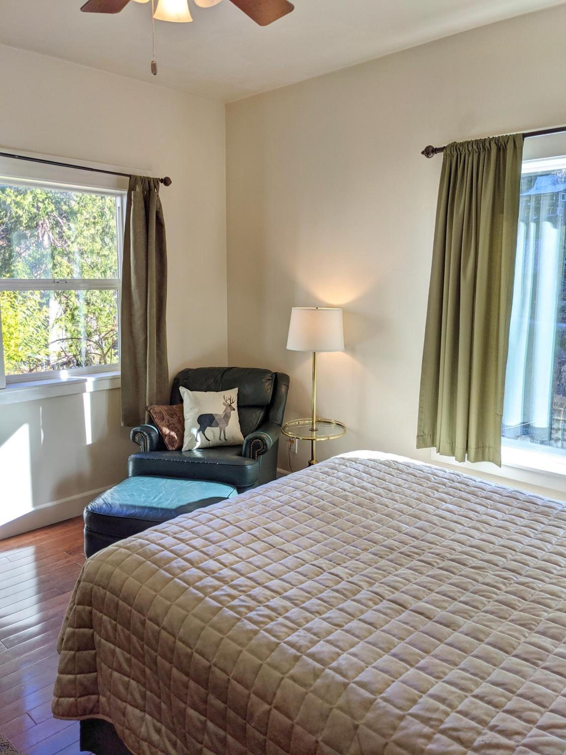 Carriage House Inn photo 4