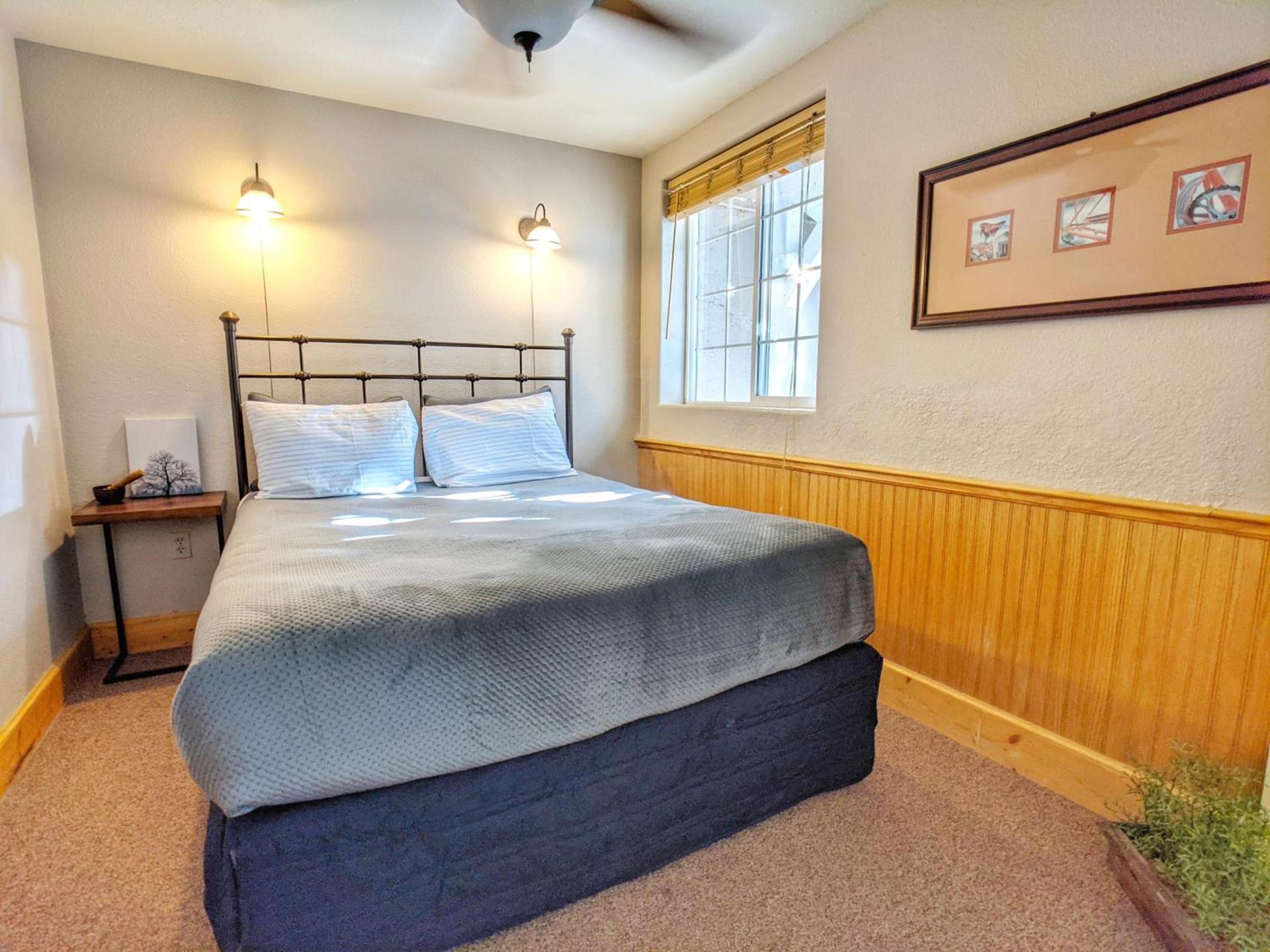 Carriage House Inn photo 52