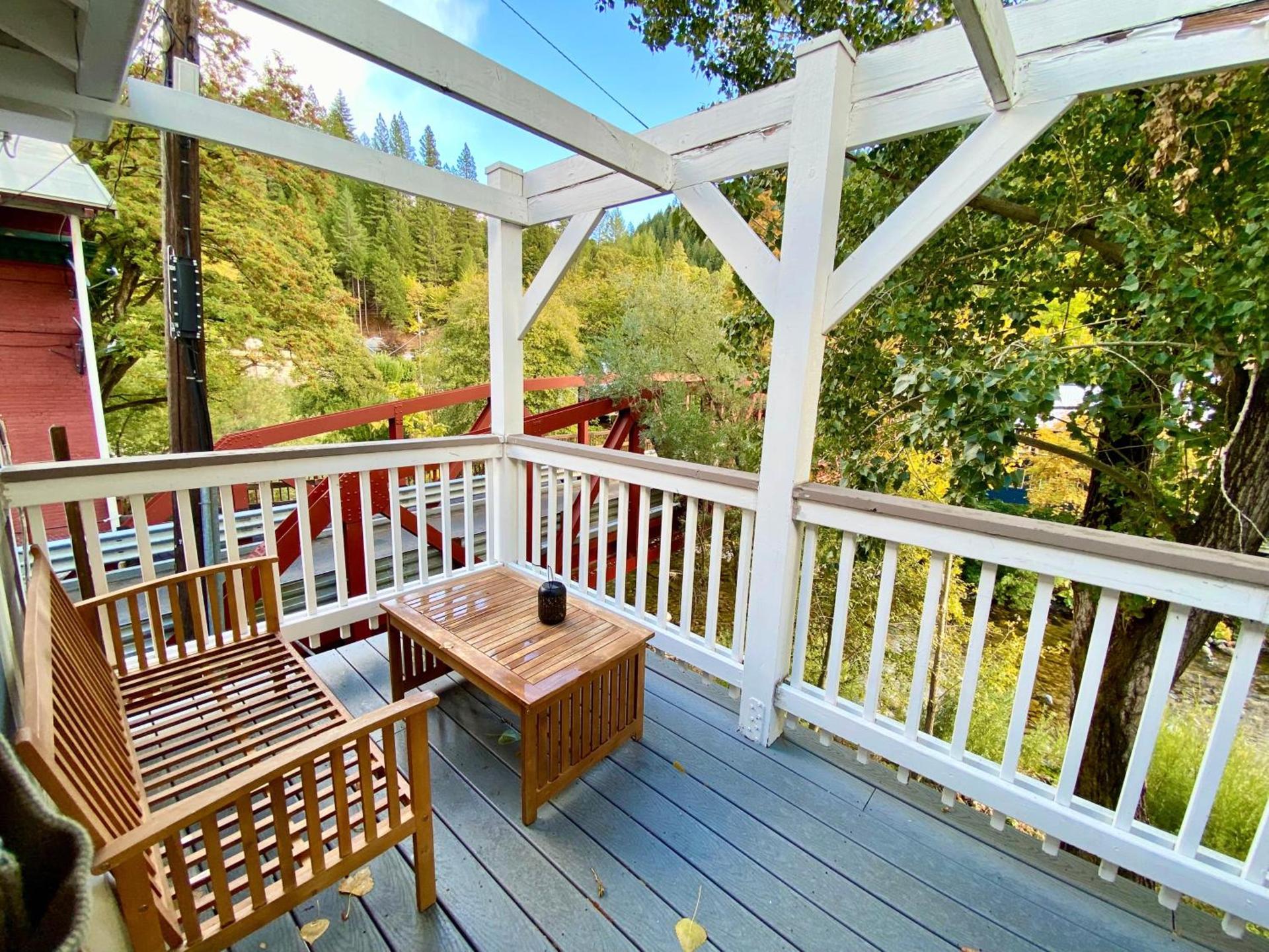 Carriage House Inn photo 57