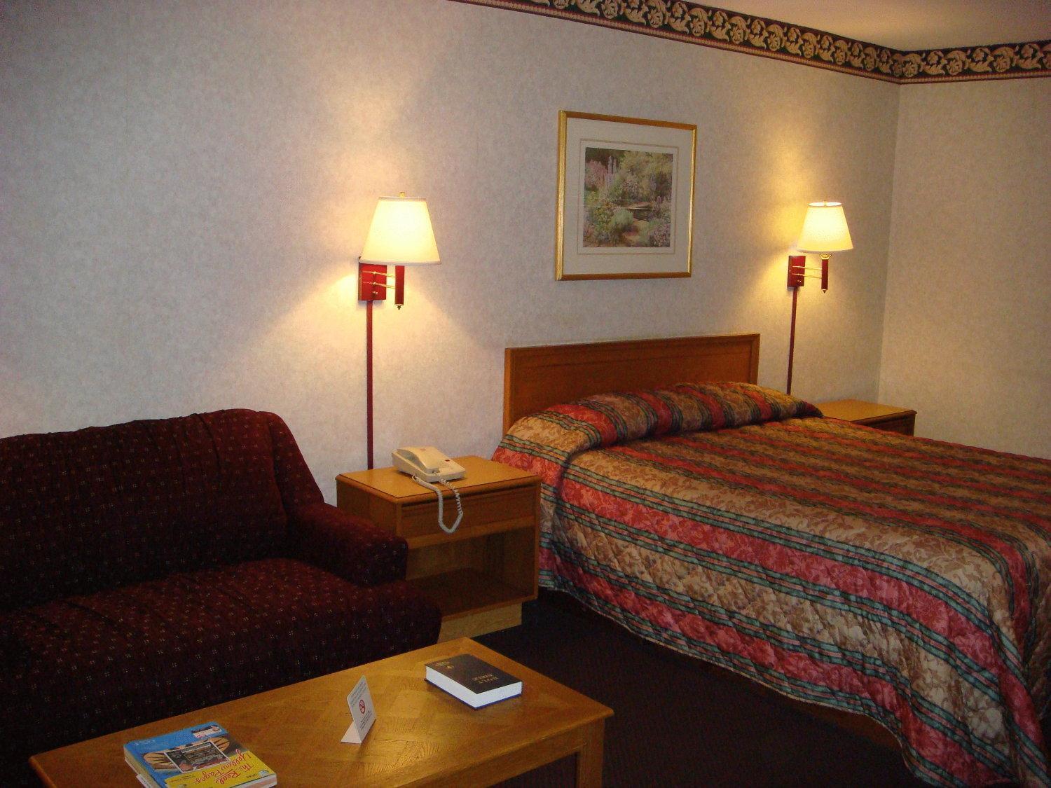 Americas Best Value Inn & Suites Macon at Eisenhower Pkwy photo 22