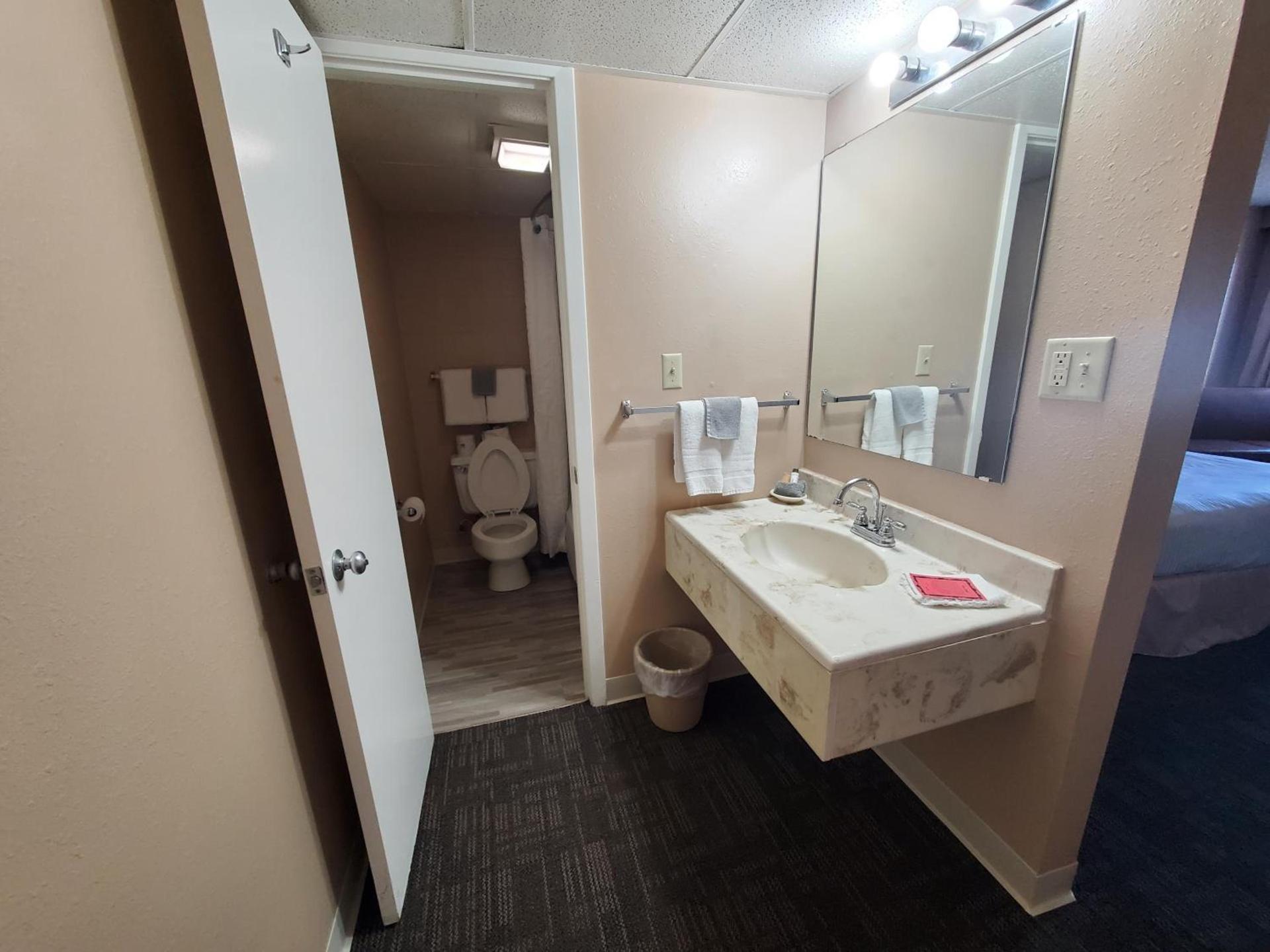 Kansas Country Inn photo 45