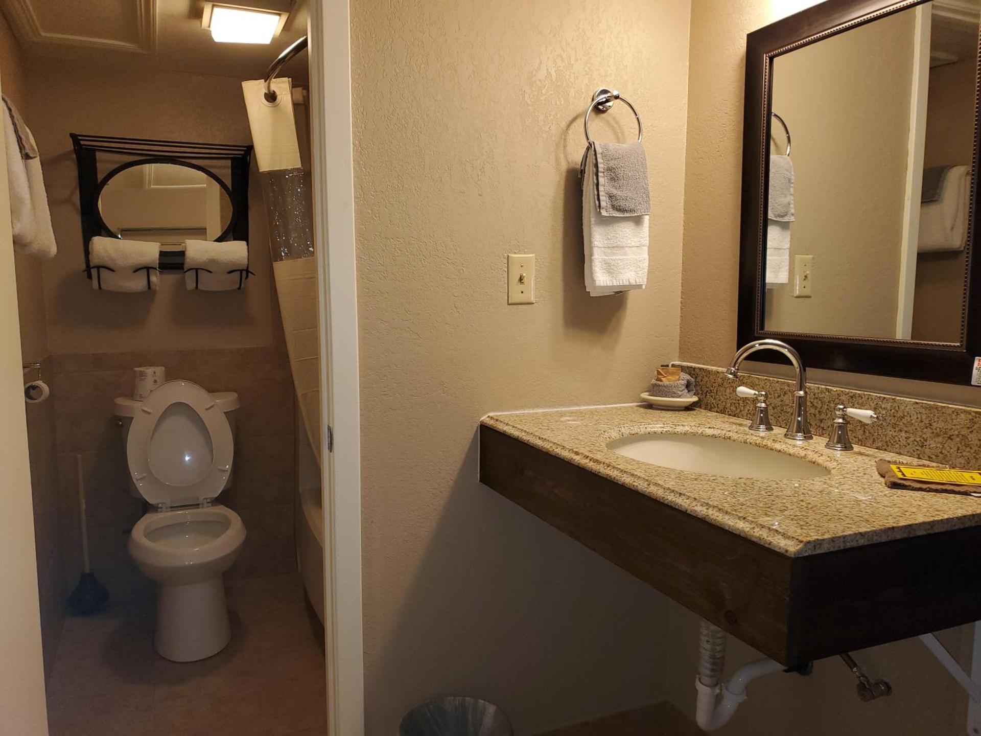 Kansas Country Inn photo 29