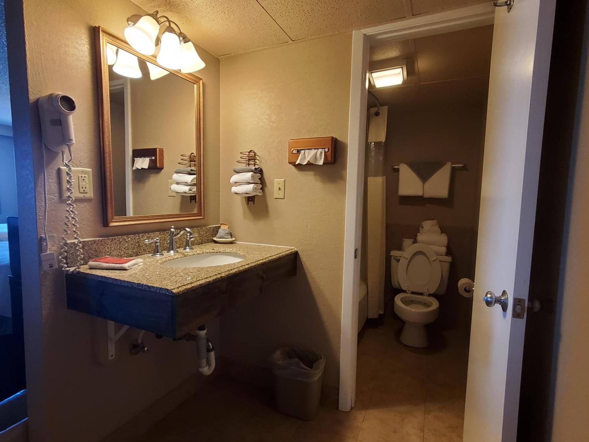 Kansas Country Inn photo 20