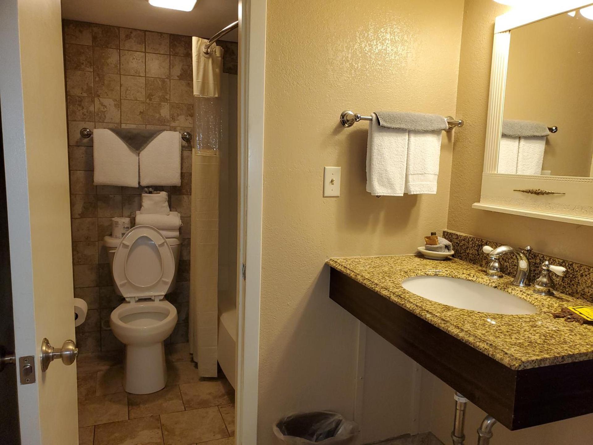 Kansas Country Inn photo 17