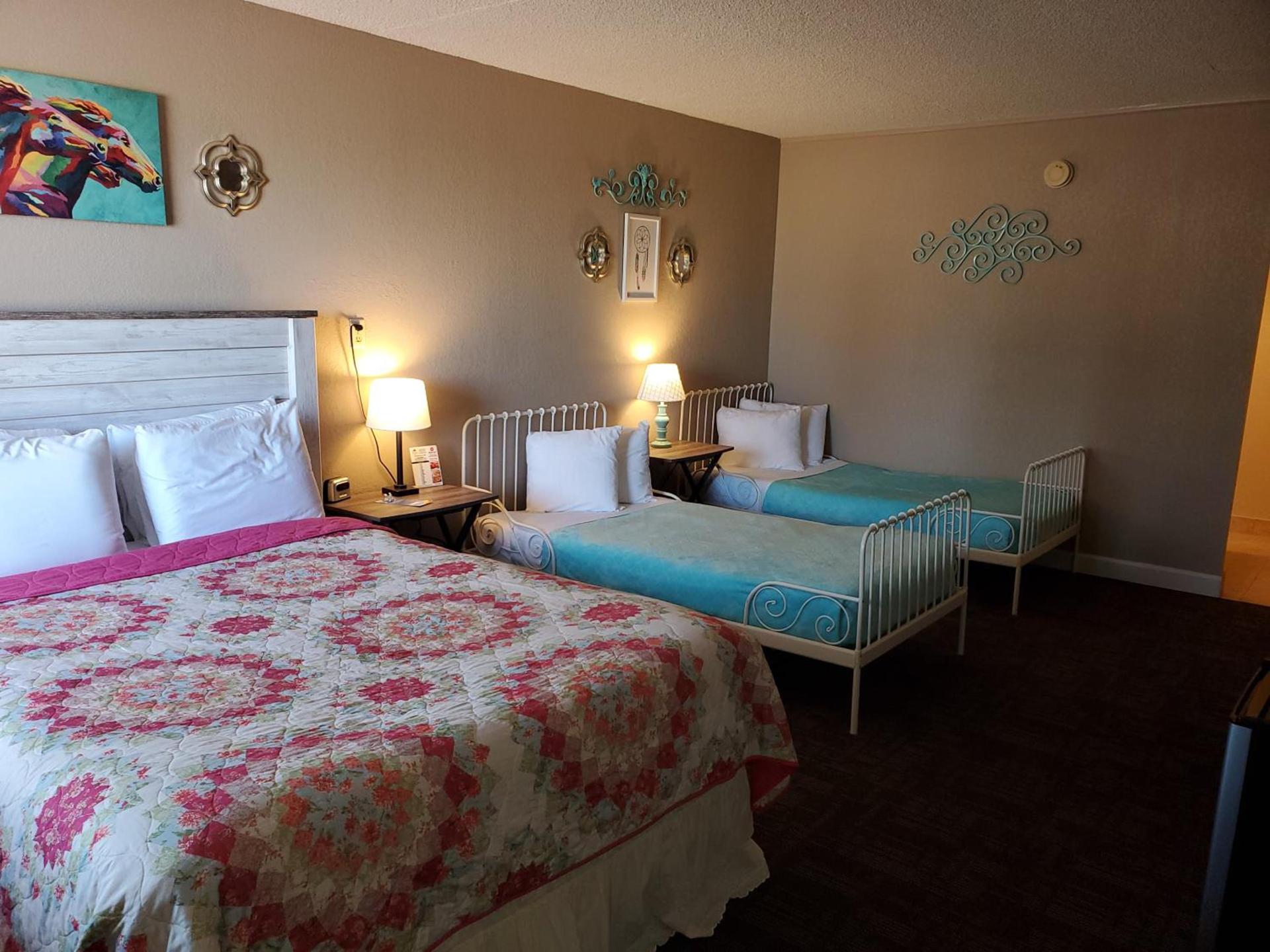 Kansas Country Inn photo 12