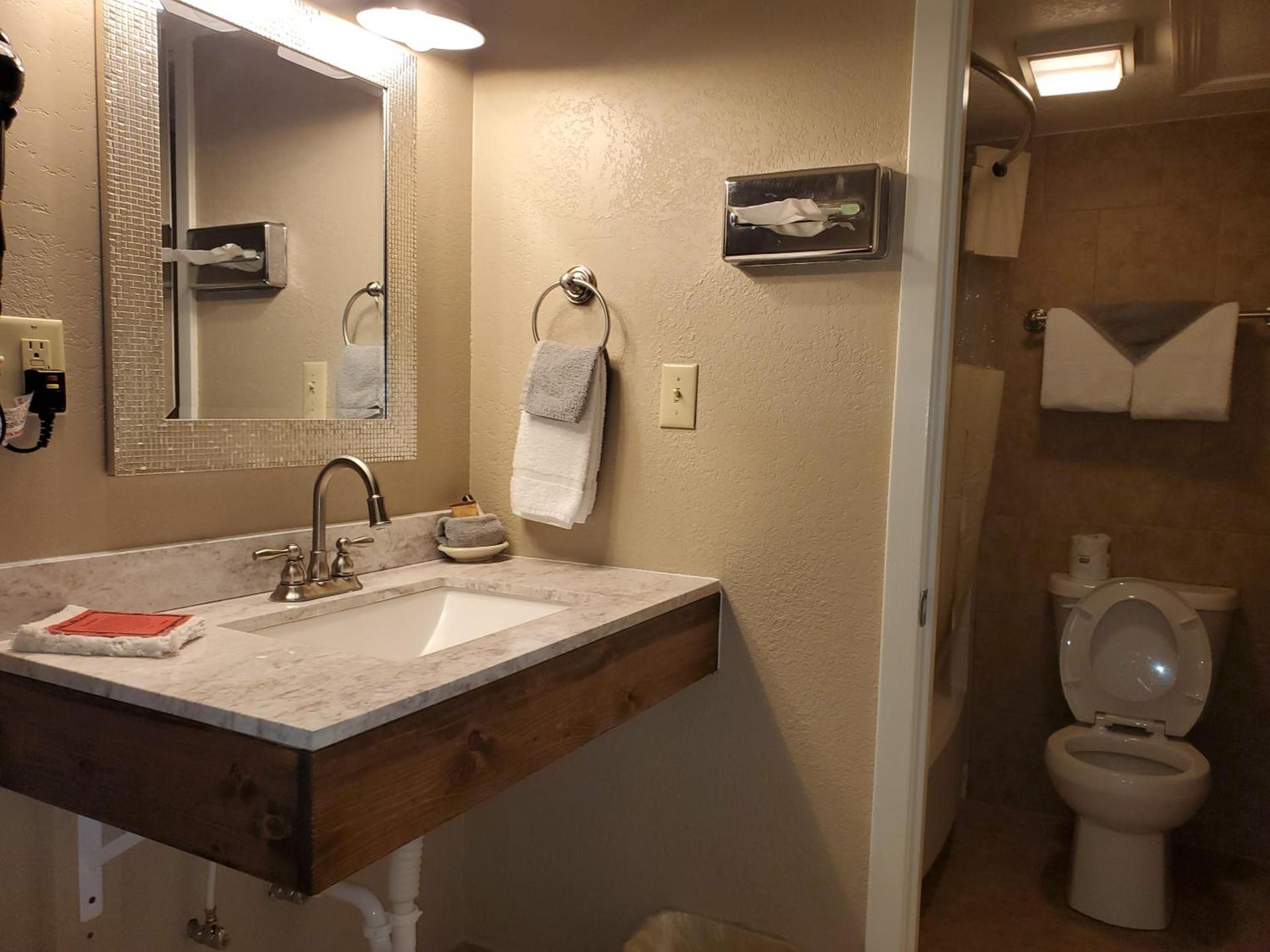 Kansas Country Inn photo 14