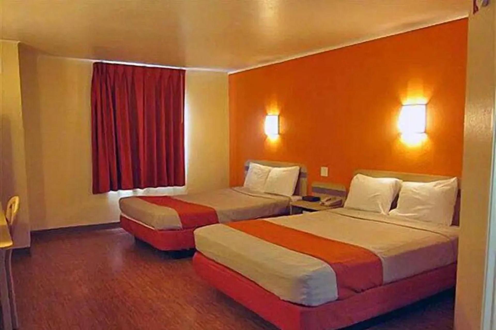 Motel 6 Albuquerque Northeast photo 65