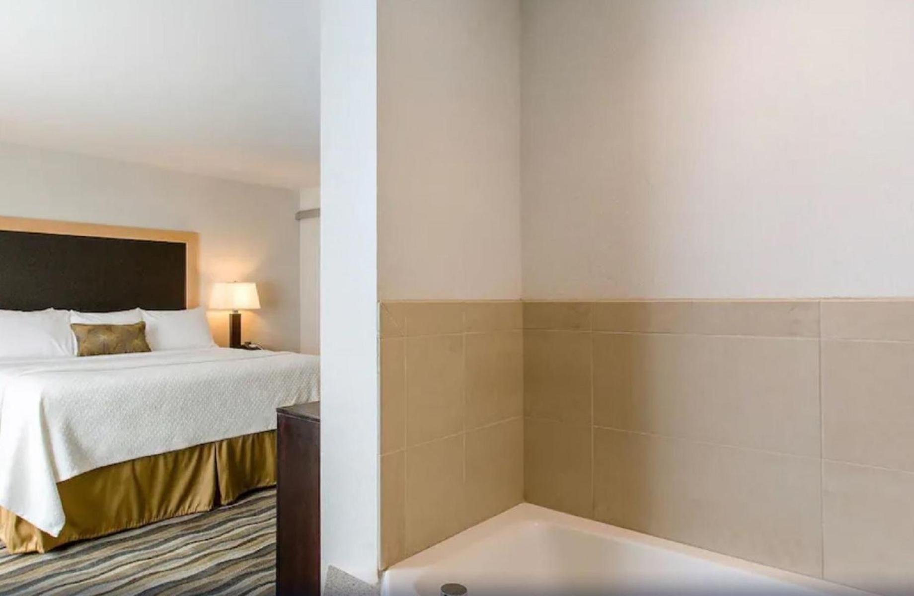 Wyndham Avon photo 42