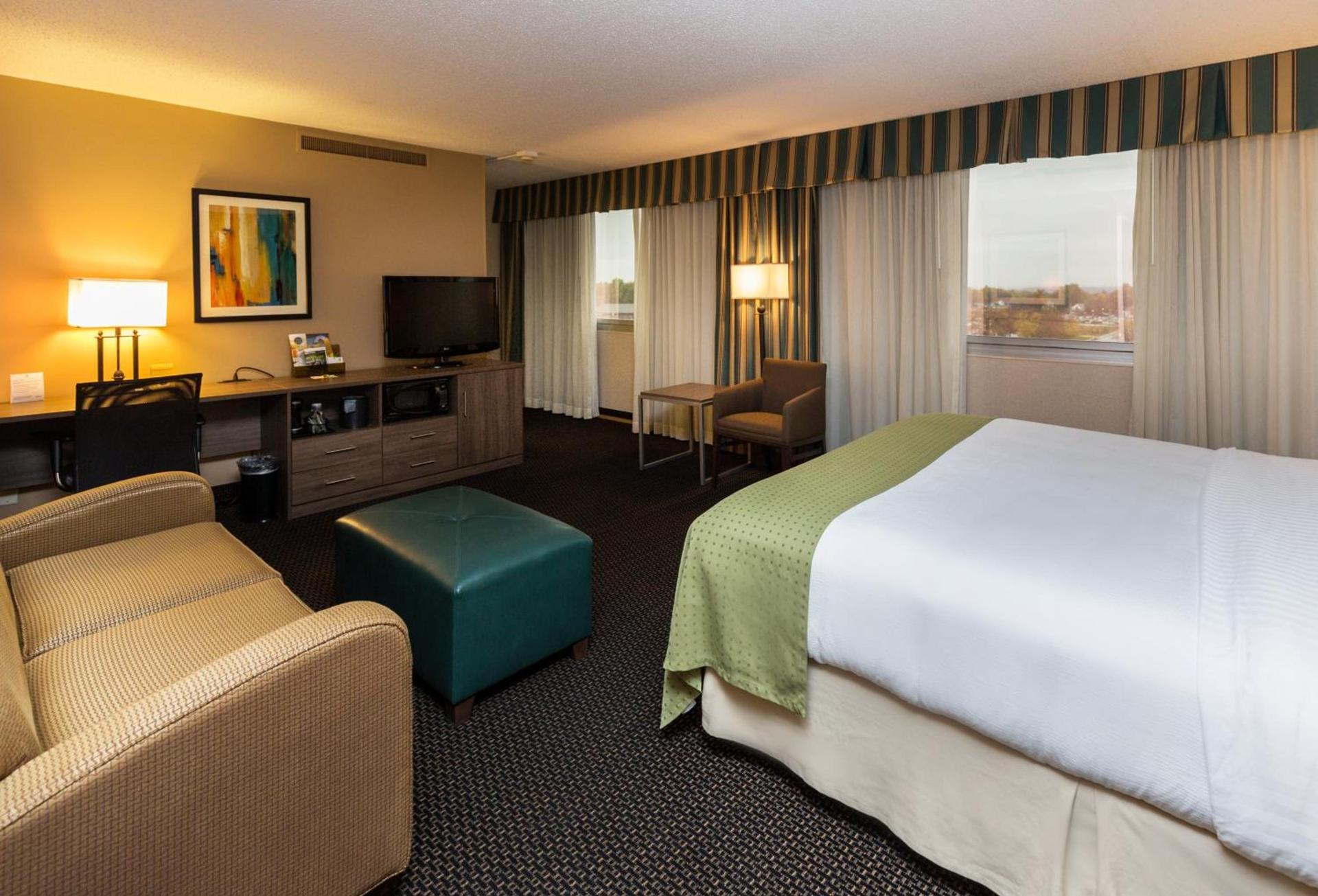 Holiday Inn Des Moines-Downtown-Mercy Campus by IHG photo 33