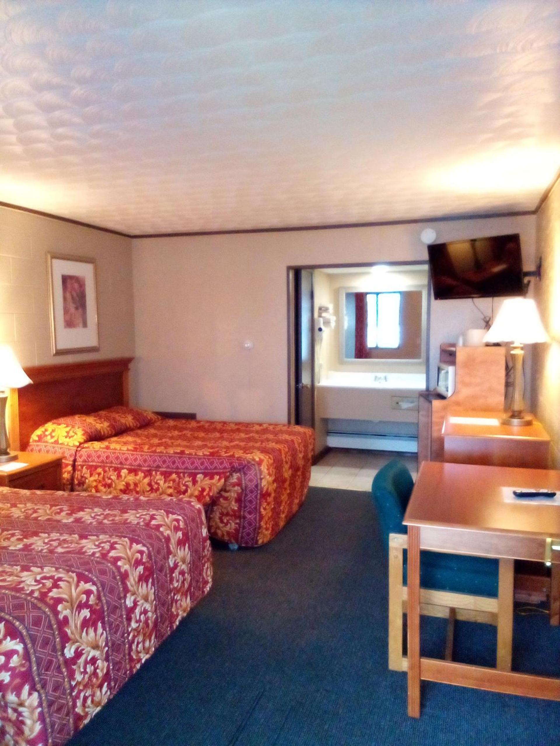 Granada Inn Motel - Kalkaska photo 41