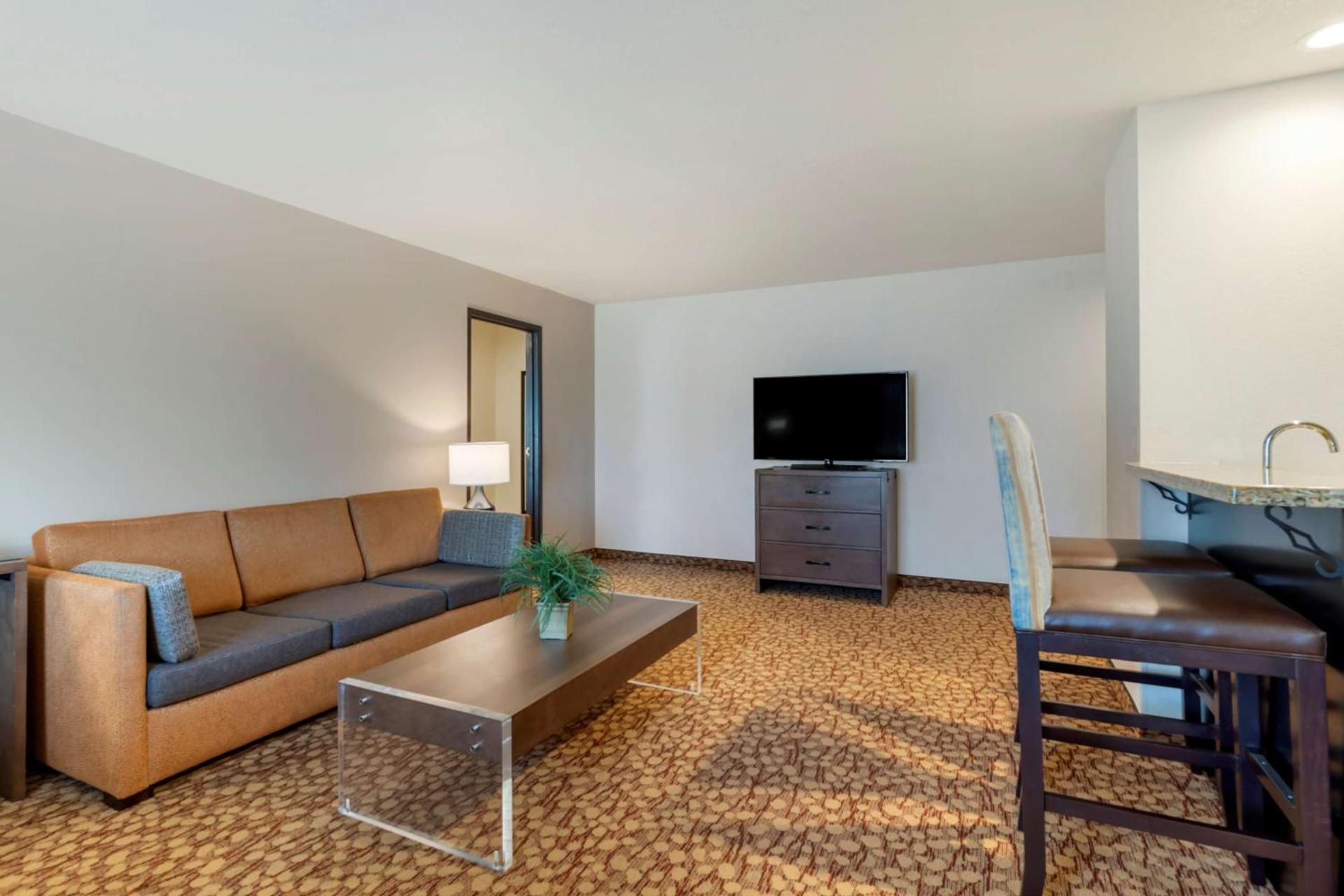 Best Western Plus Mill Creek Inn photo 9