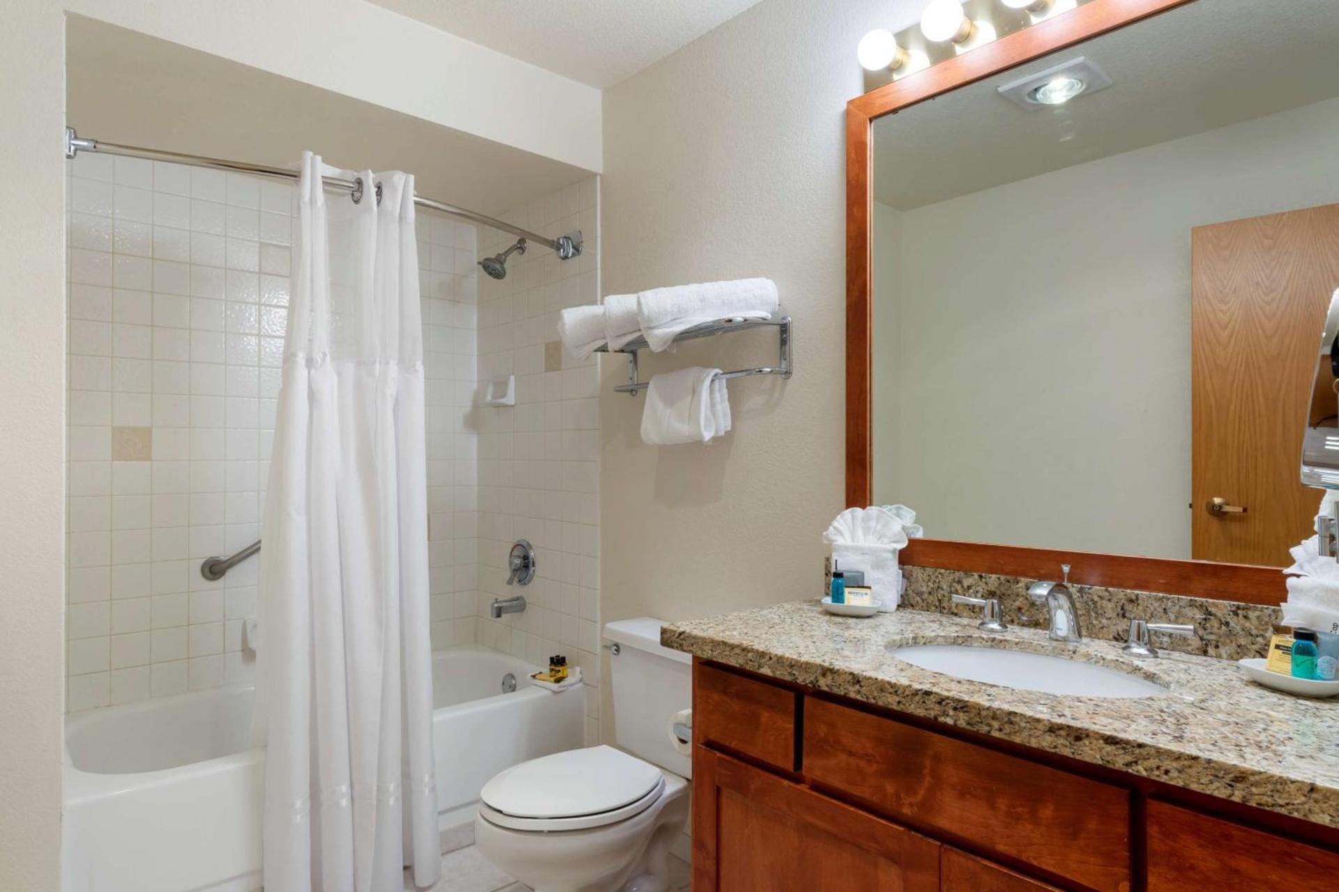 Best Western Plus Mill Creek Inn photo 20