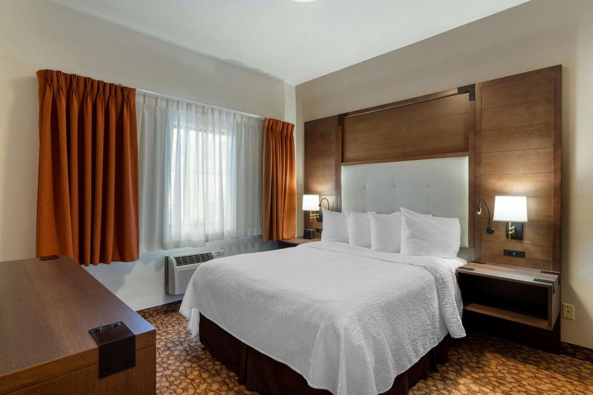 Best Western Plus Mill Creek Inn photo 16