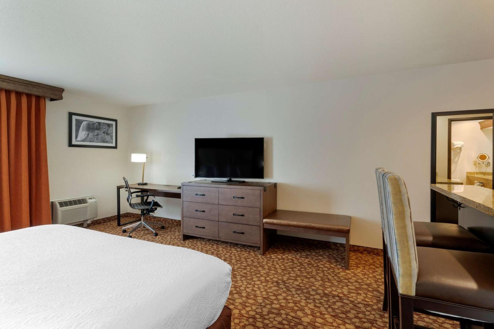 Best Western Plus Mill Creek Inn photo 21