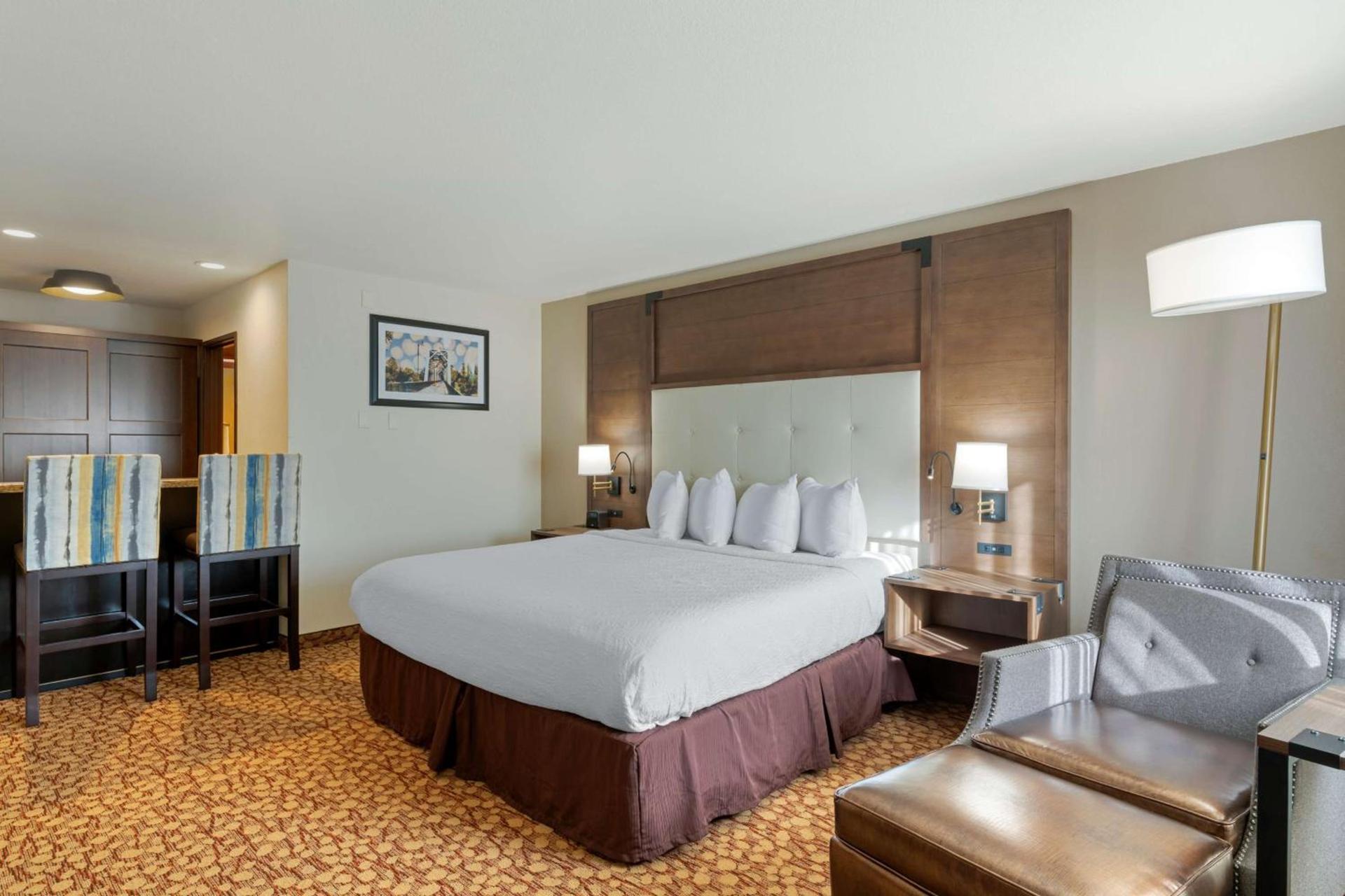 Best Western Plus Mill Creek Inn photo 22