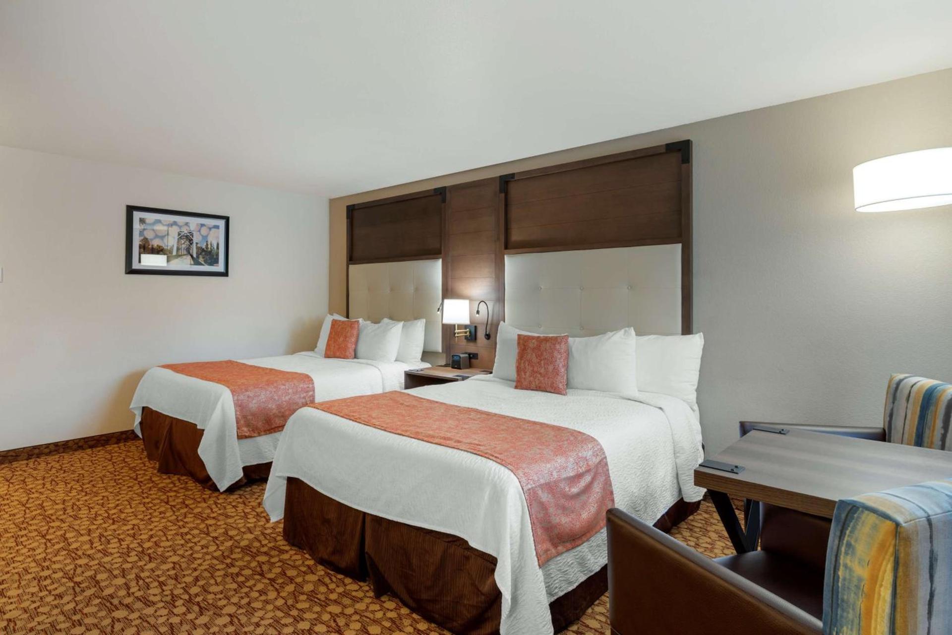 Best Western Plus Mill Creek Inn photo 31