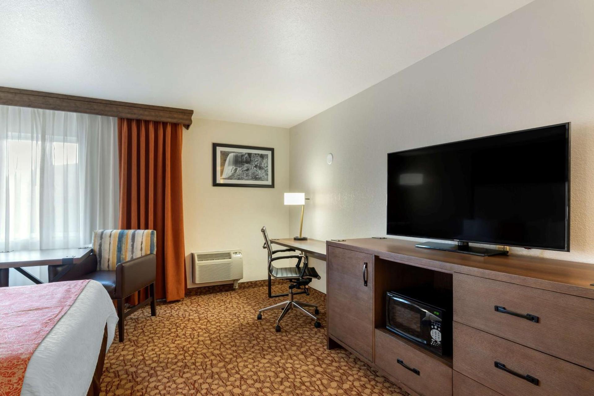 Best Western Plus Mill Creek Inn photo 30
