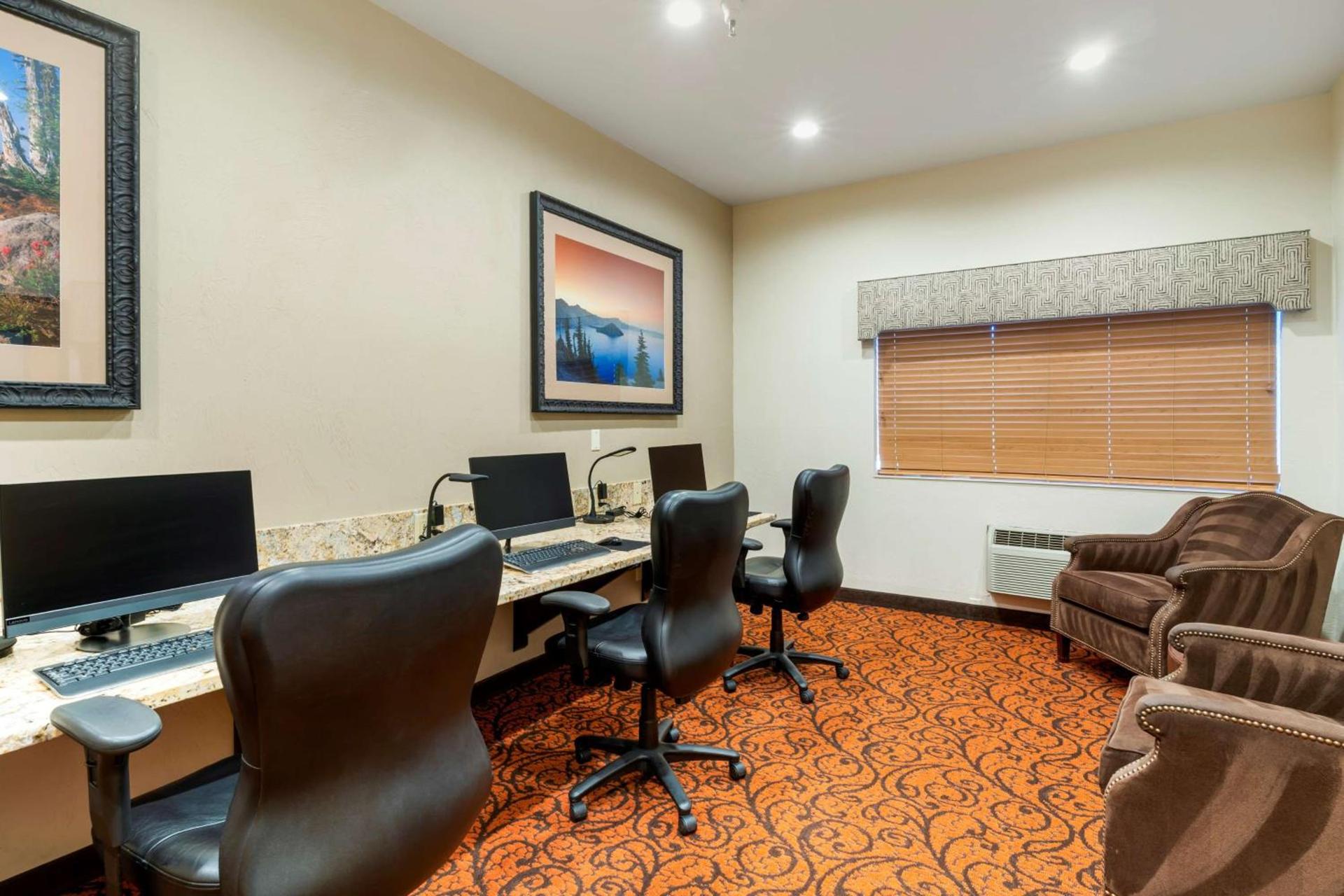 Best Western Plus Mill Creek Inn photo 33