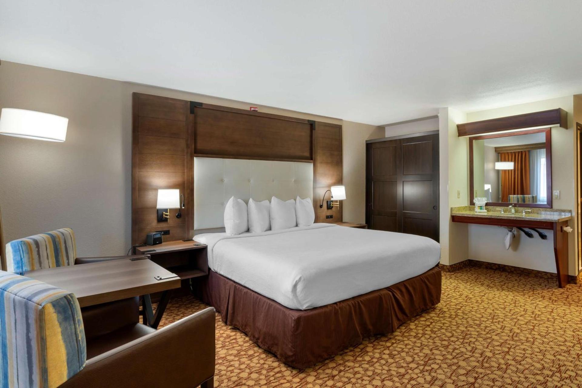Best Western Plus Mill Creek Inn photo 36