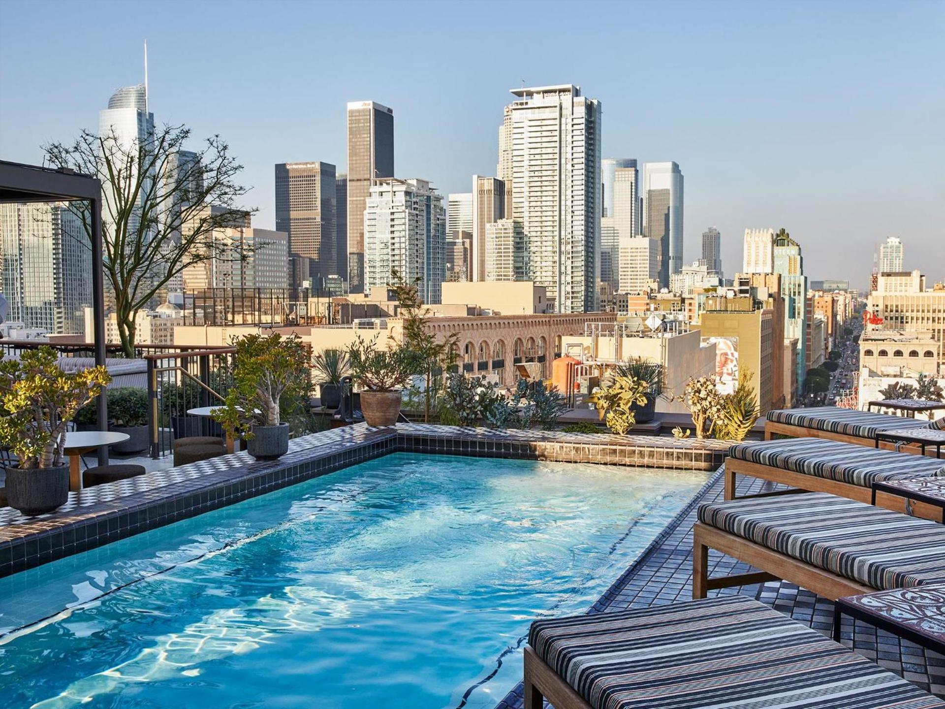 Downtown Los Angeles Proper Hotel, a Member of Design Hotels photo 3