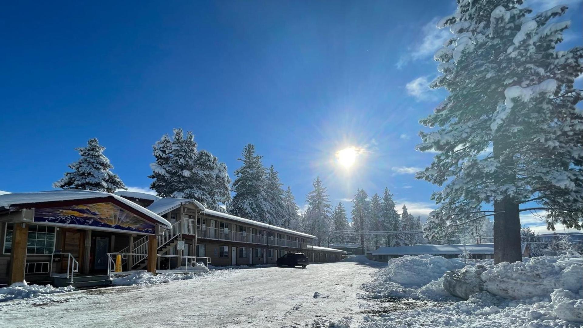 Beverly Lodge photo 28
