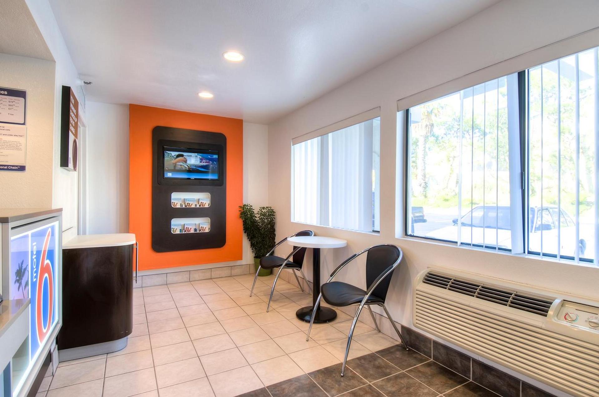Motel 6-Oceanside, CA photo 34