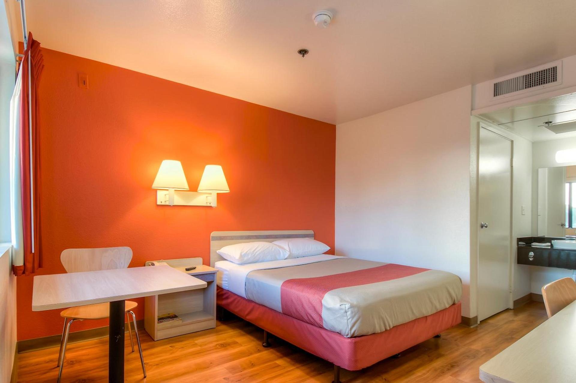 Motel 6-Oceanside, CA photo 39