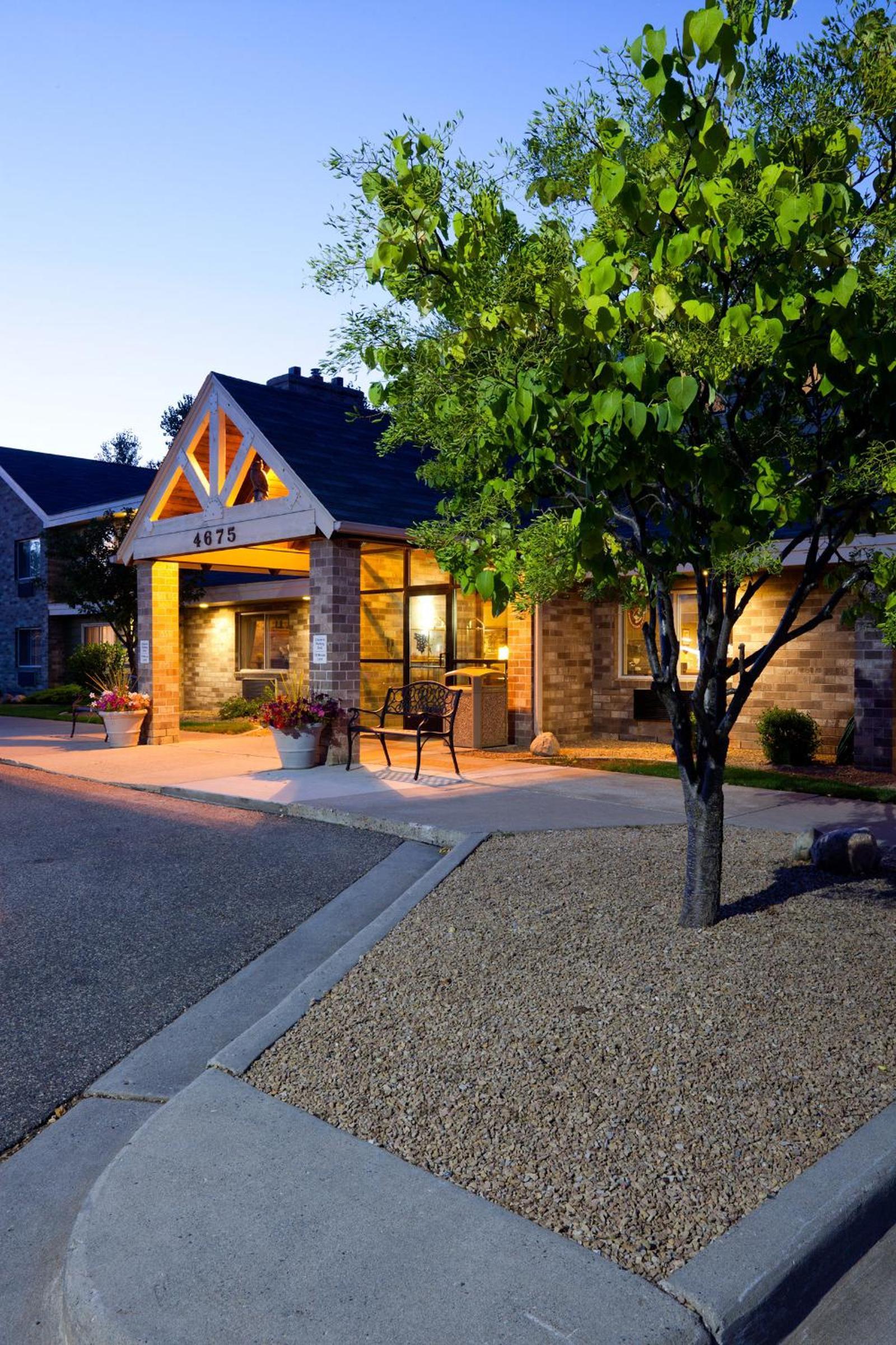 AmericInn by Wyndham White Bear Lake St. Paul photo 1