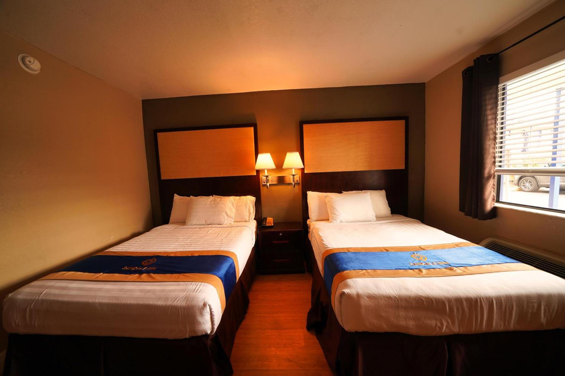 Sandals Inn photo 9