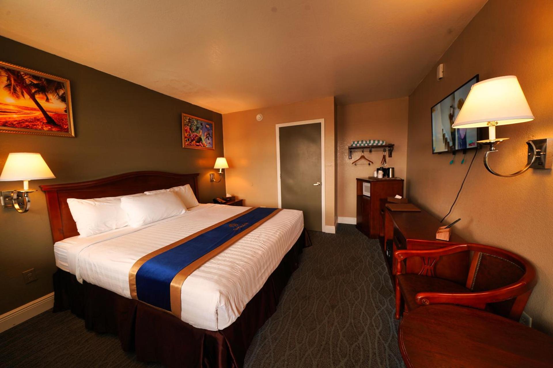 Sandals Inn photo 38