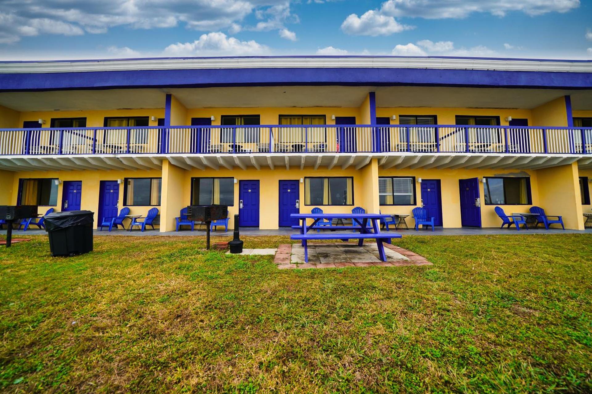 Sandals Inn photo 39