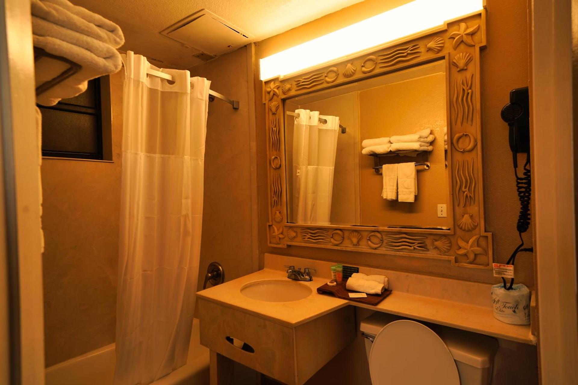 Sandals Inn photo 43
