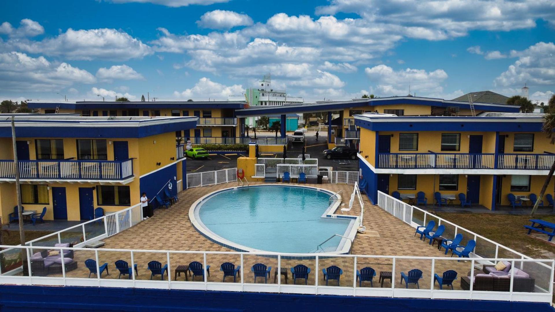 Sandals Inn photo 13