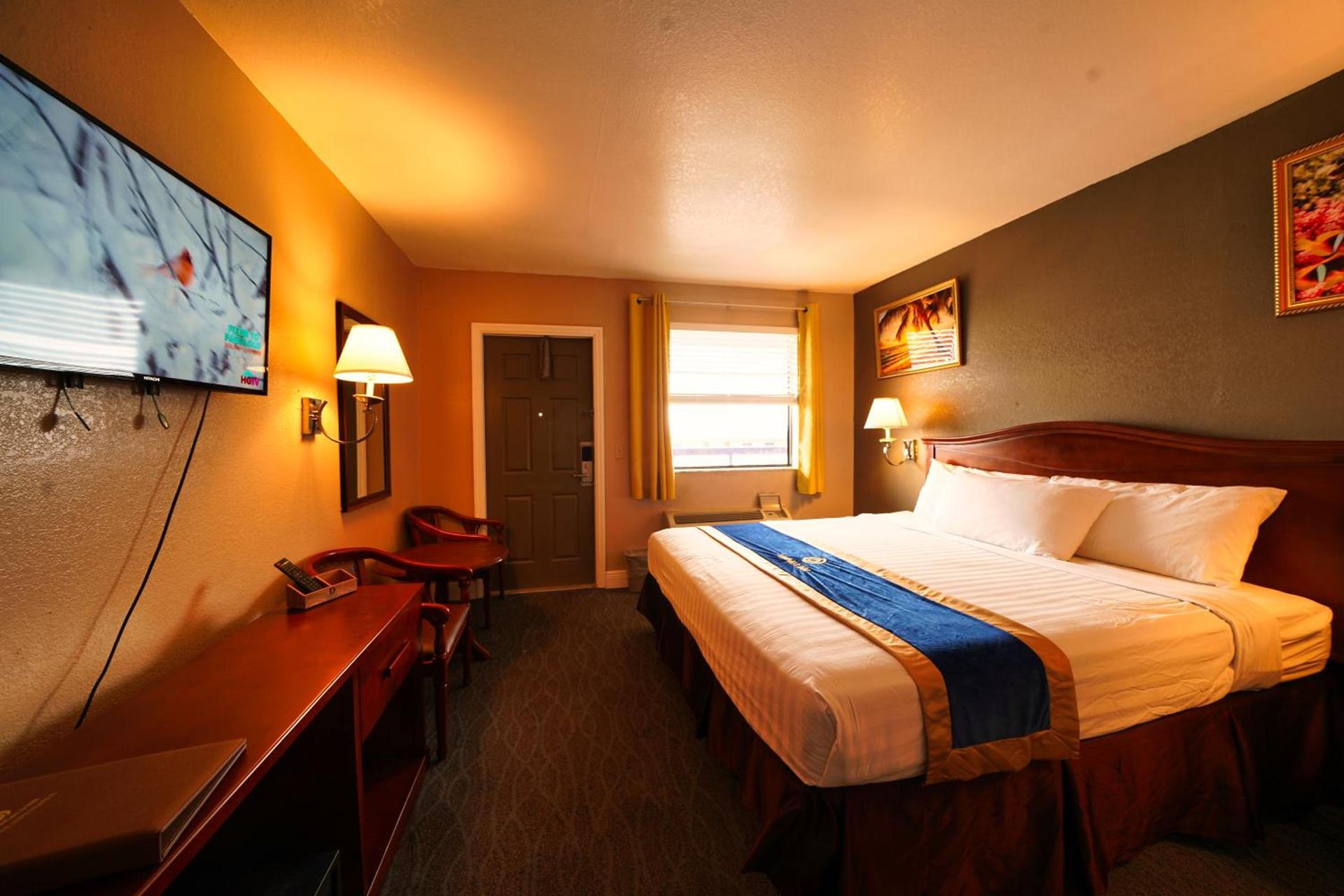 Sandals Inn photo 68