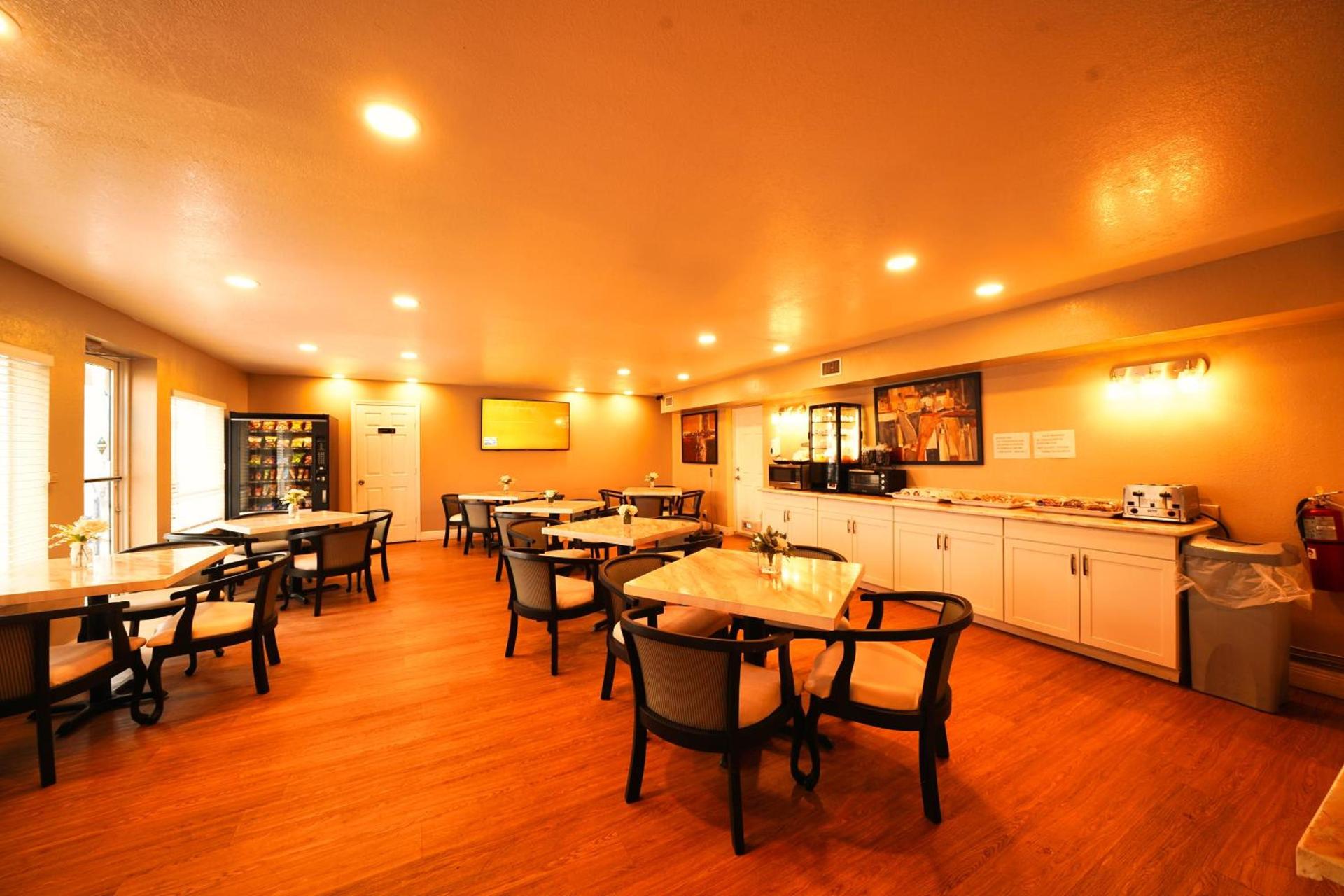 Sandals Inn photo 77