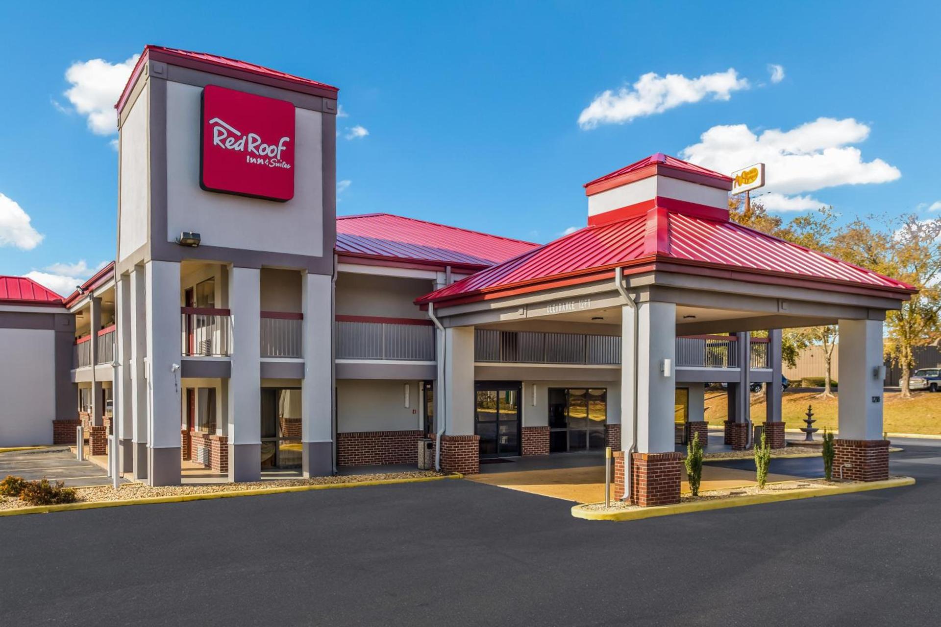 Red Roof Inn & Suites Athens, AL photo 2