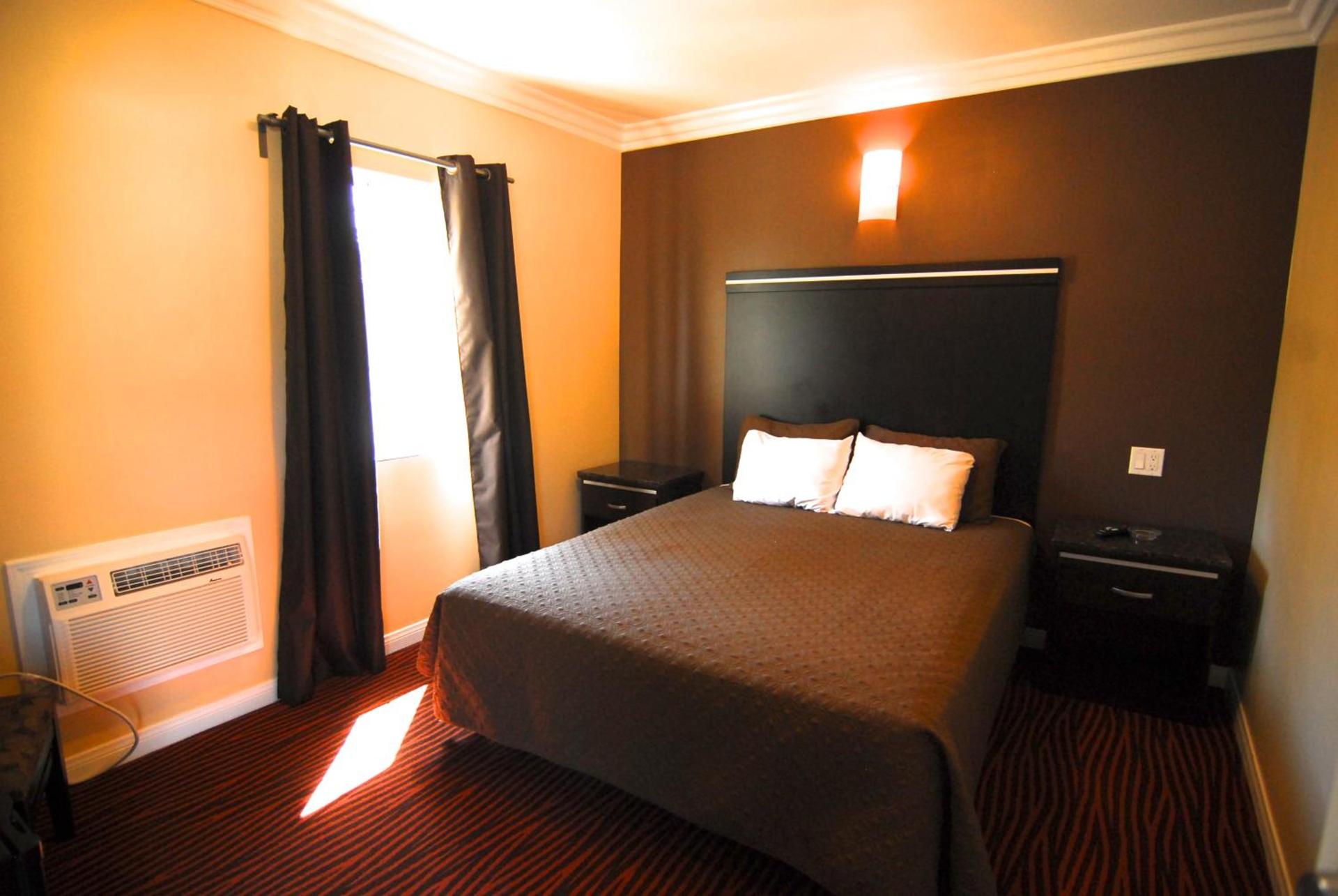 Studio City Inn - Near Universal Studios Hollywood photo 19