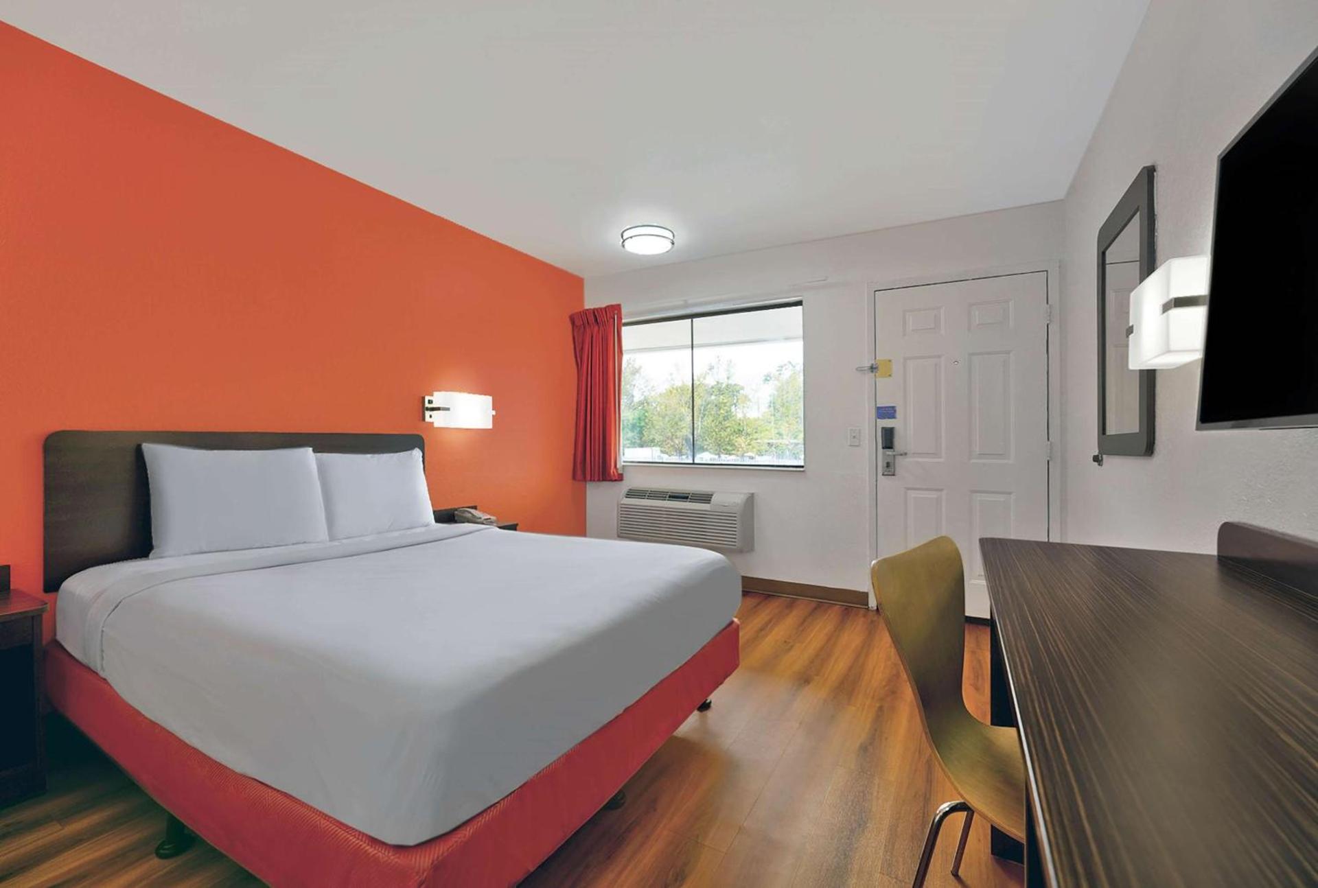 Motel 6-Columbus, GA photo 7