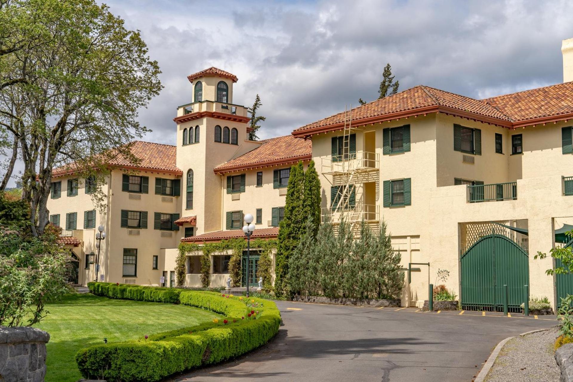 Columbia Gorge Hotel & Spa photo 15